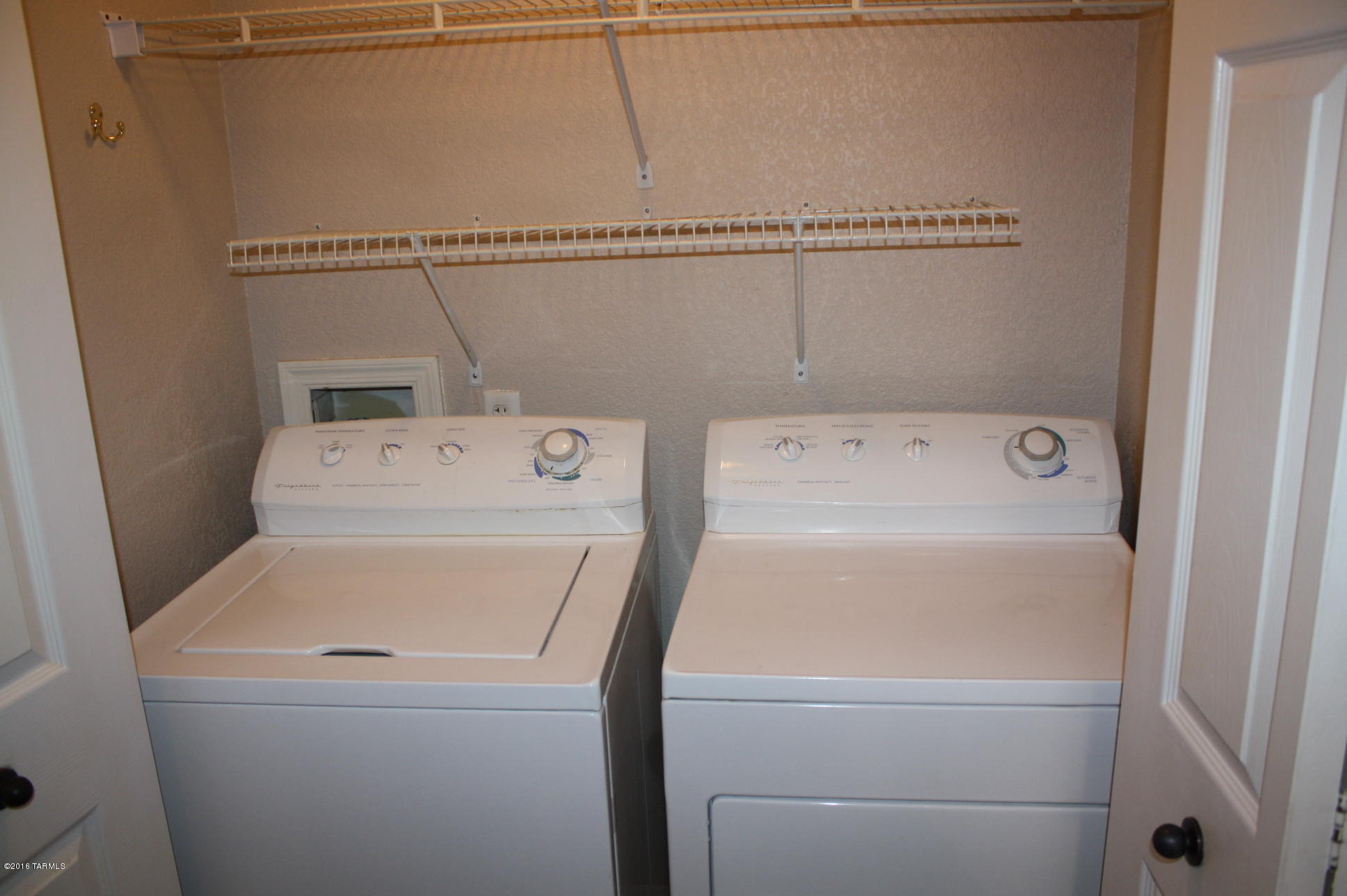 Pinnacle Canyon Condominium - Residential Lease