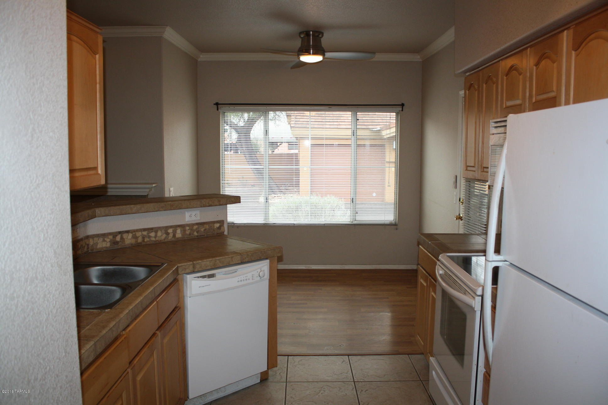 Pinnacle Canyon Condominium - Residential Lease