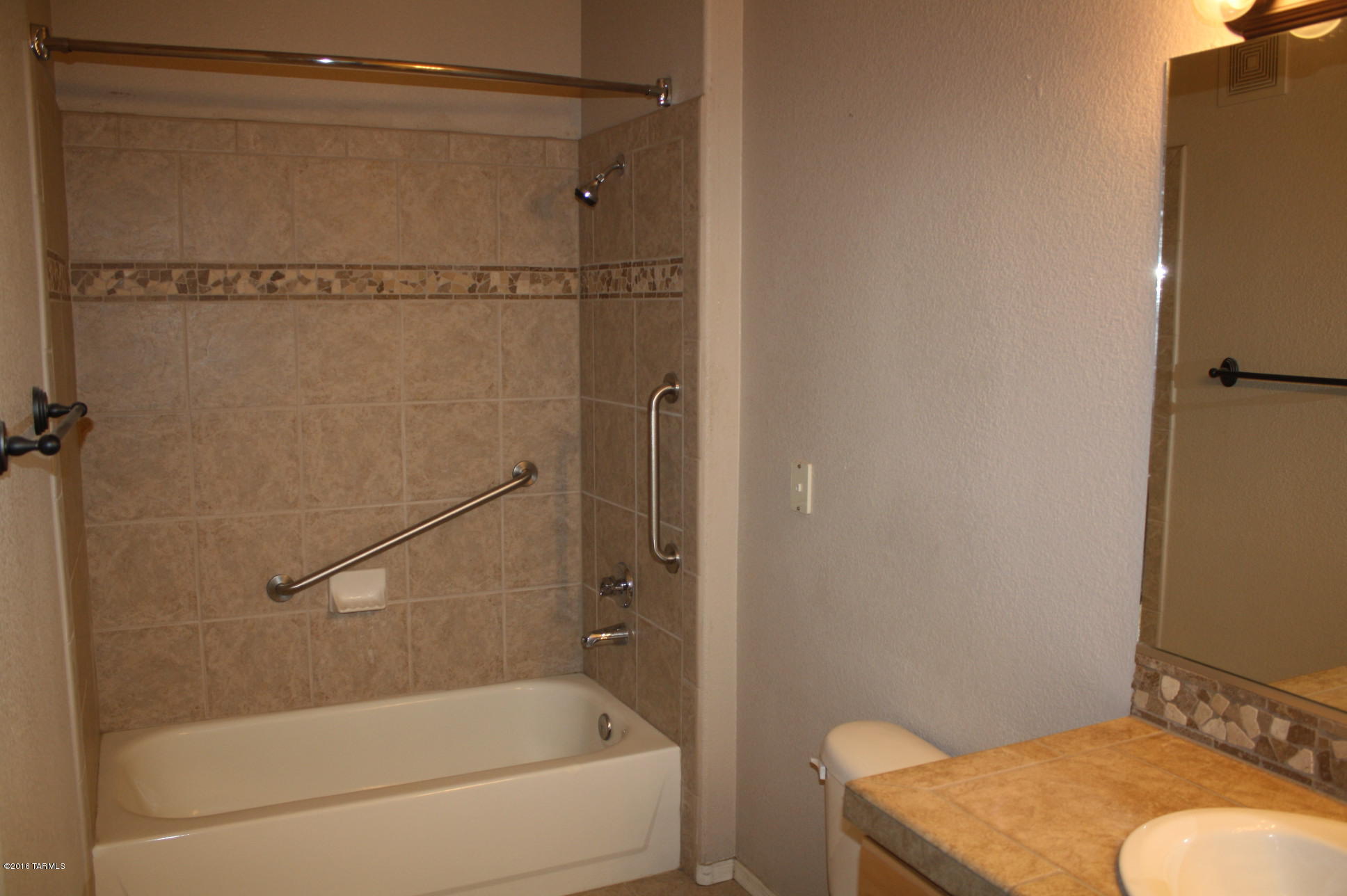Pinnacle Canyon Condominium - Residential Lease