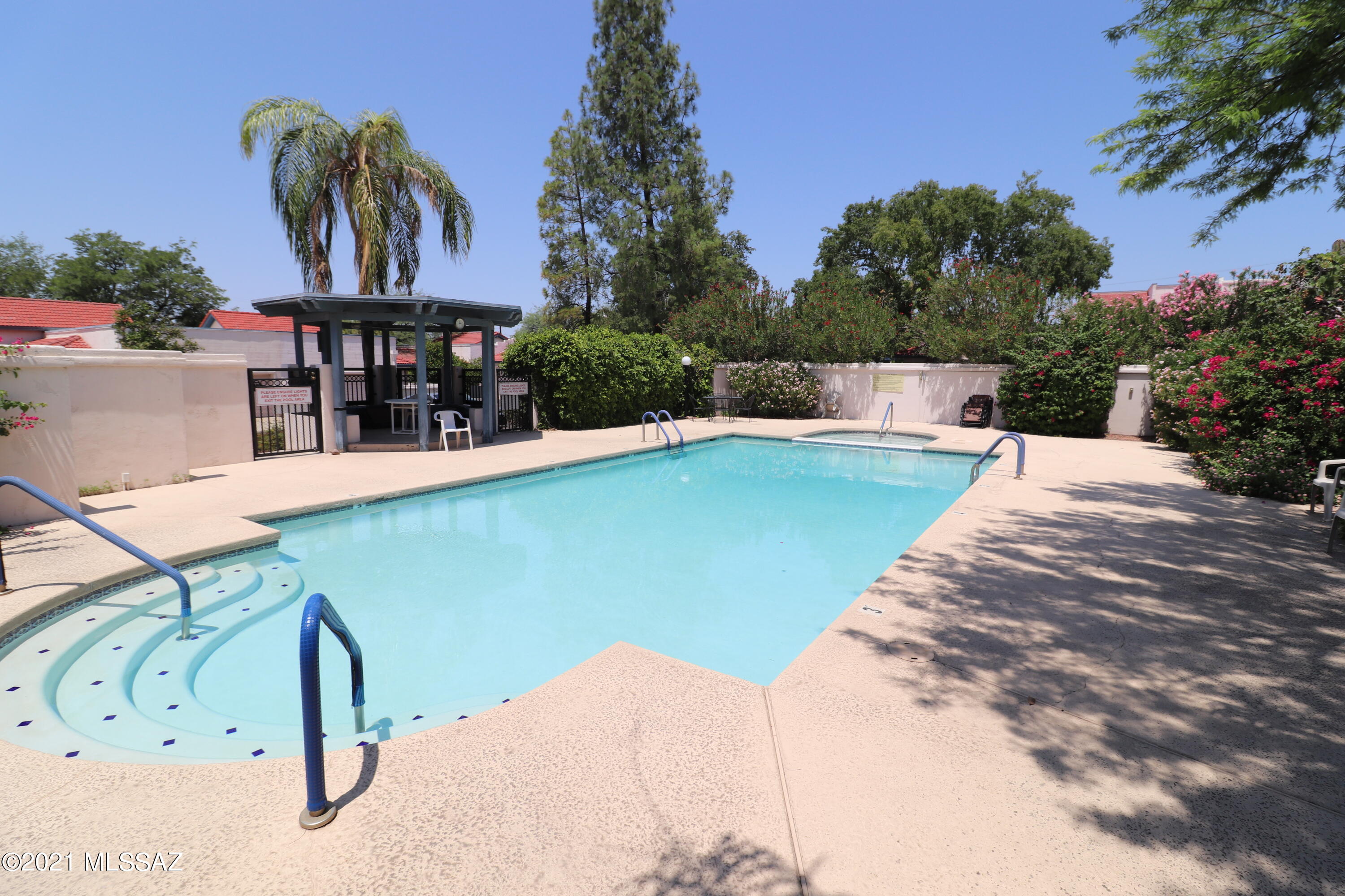 Encanto Court - Residential