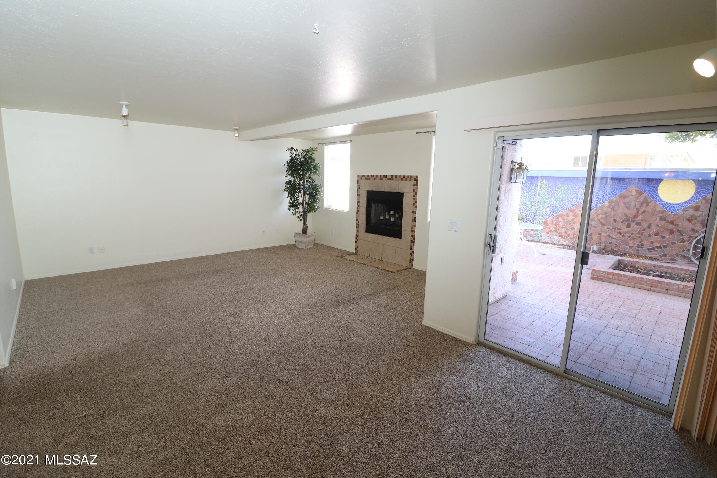 Encanto Court - Residential