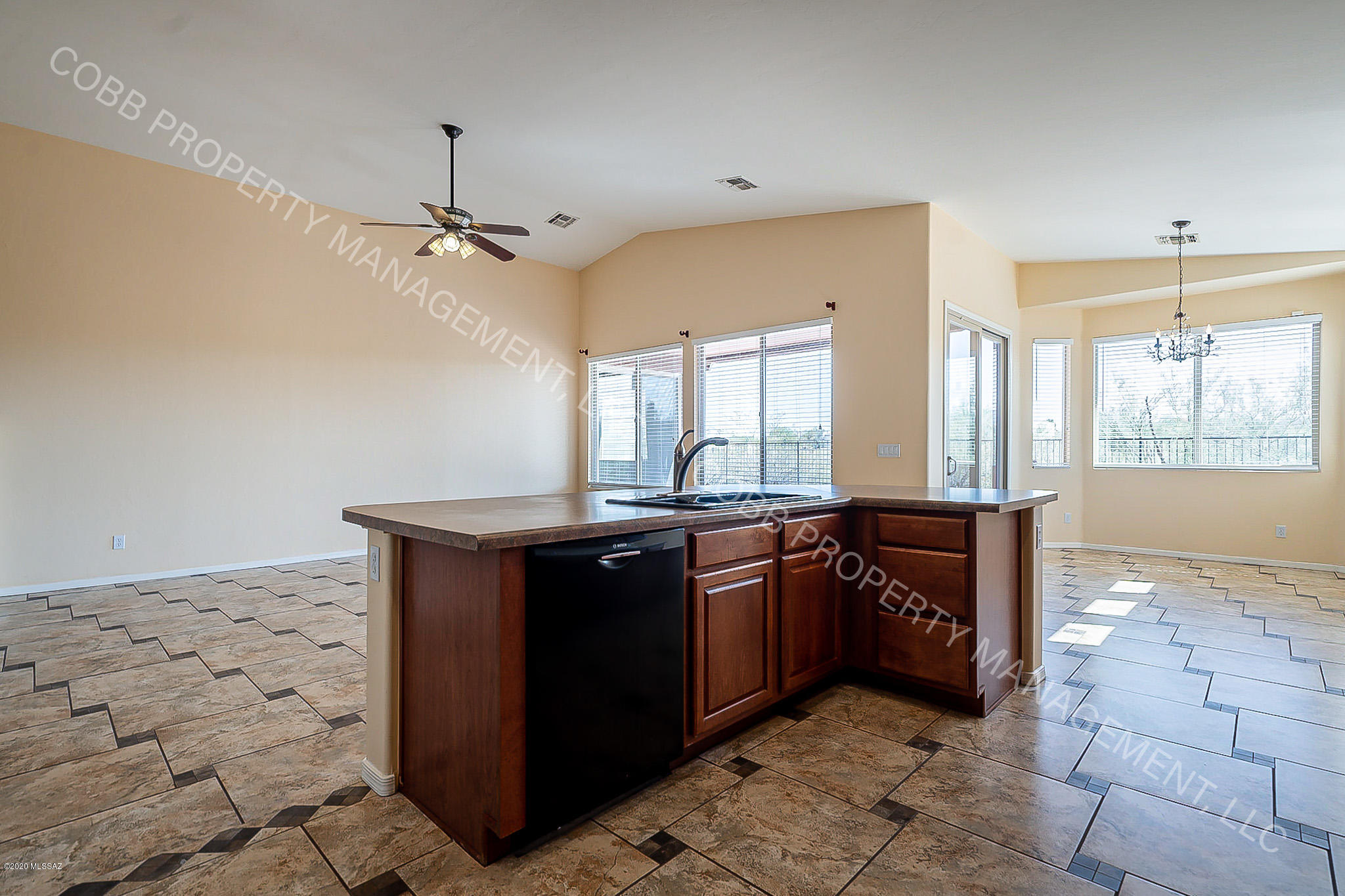 Agua Dulce (1-60) - Residential Lease