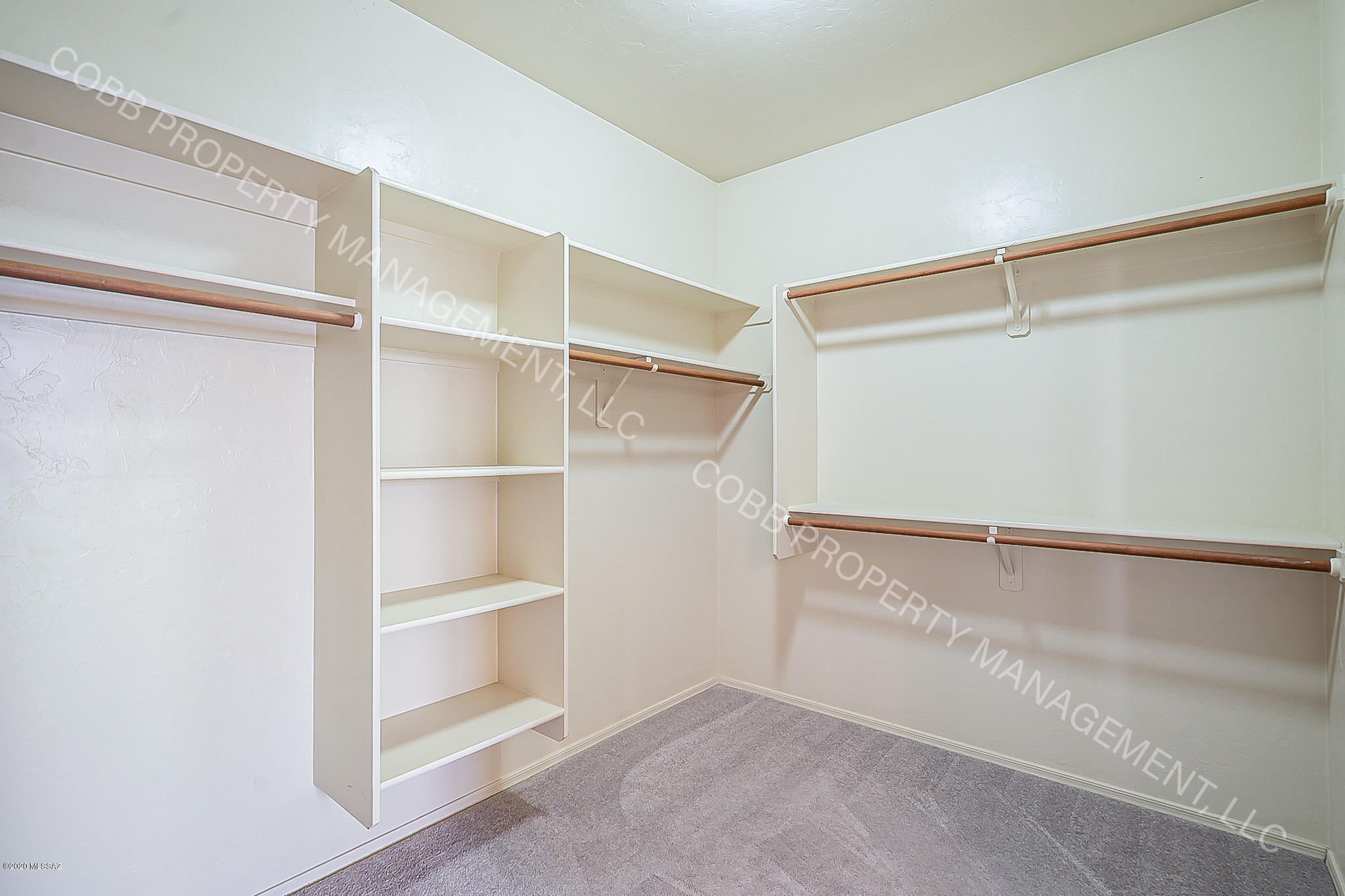 Agua Dulce (1-60) - Residential Lease