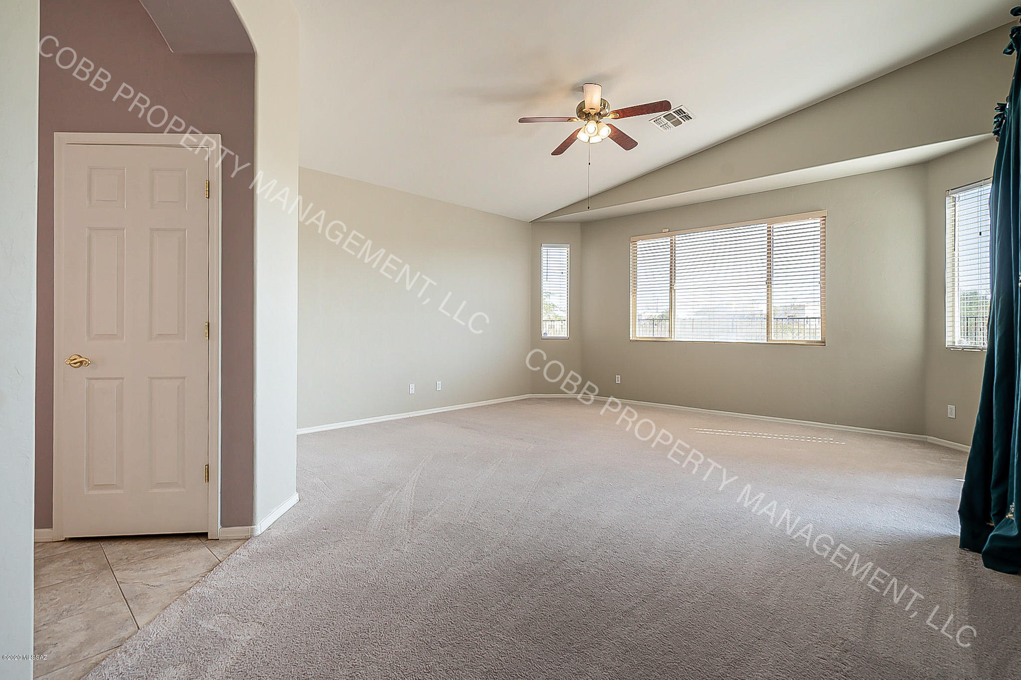 Agua Dulce (1-60) - Residential Lease
