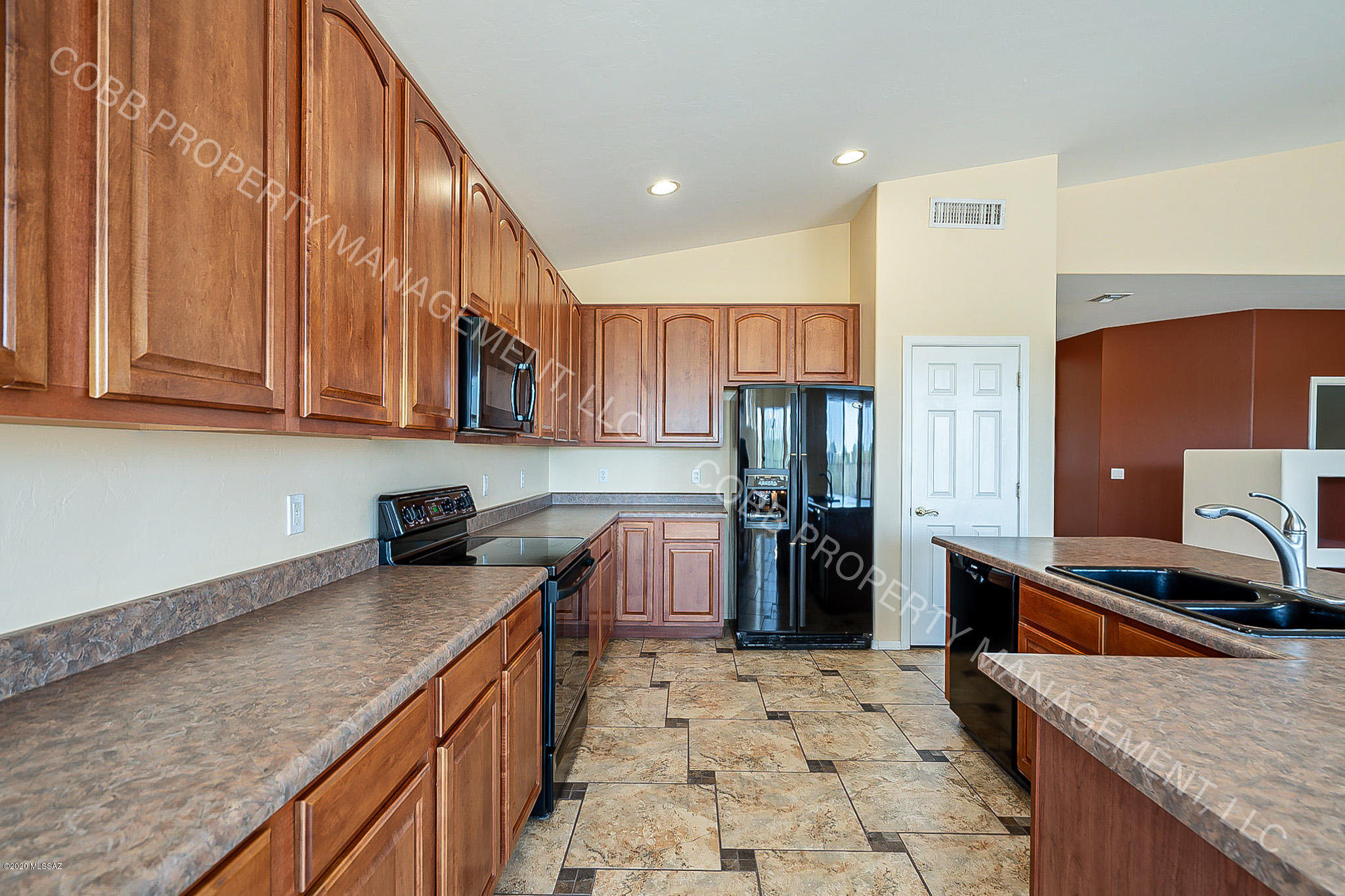 Agua Dulce (1-60) - Residential Lease