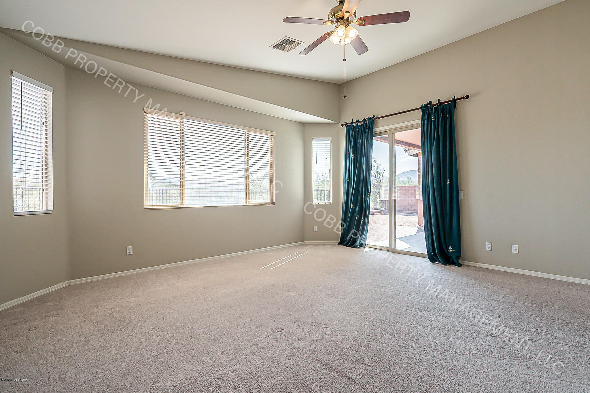 Agua Dulce (1-60) - Residential Lease