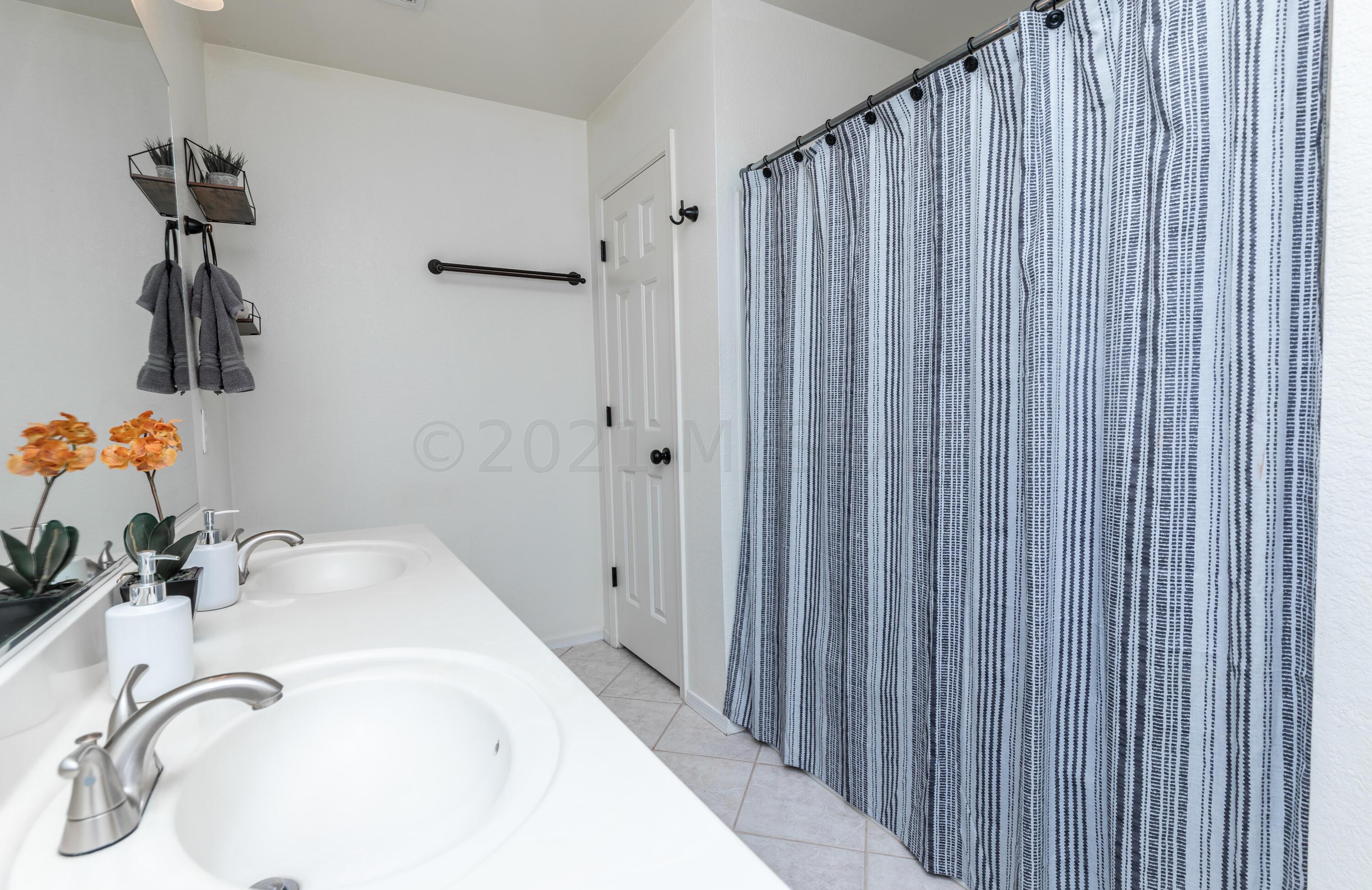 Stoneridge (1-71) - Residential