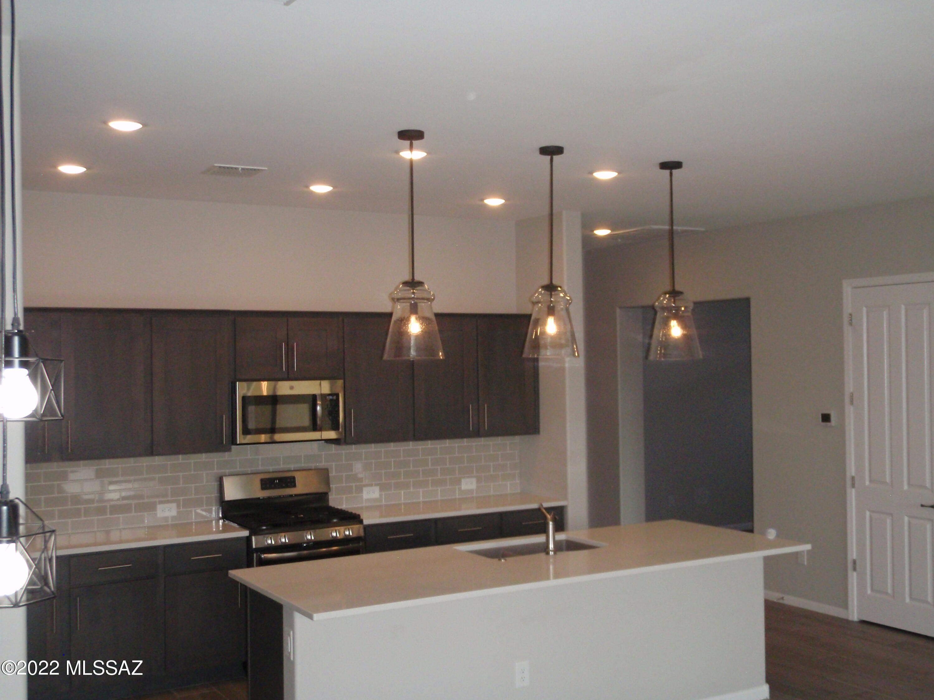 Saddlebrooke Ranch - Residential Lease