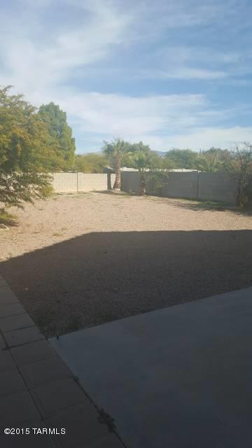 Hacienda Del Oro (1-78) - Residential Lease