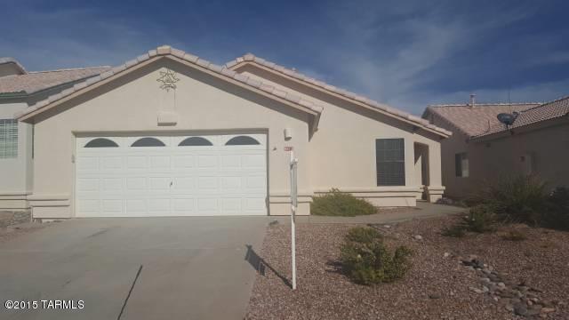 Hacienda Del Oro (1-78) - Residential Lease