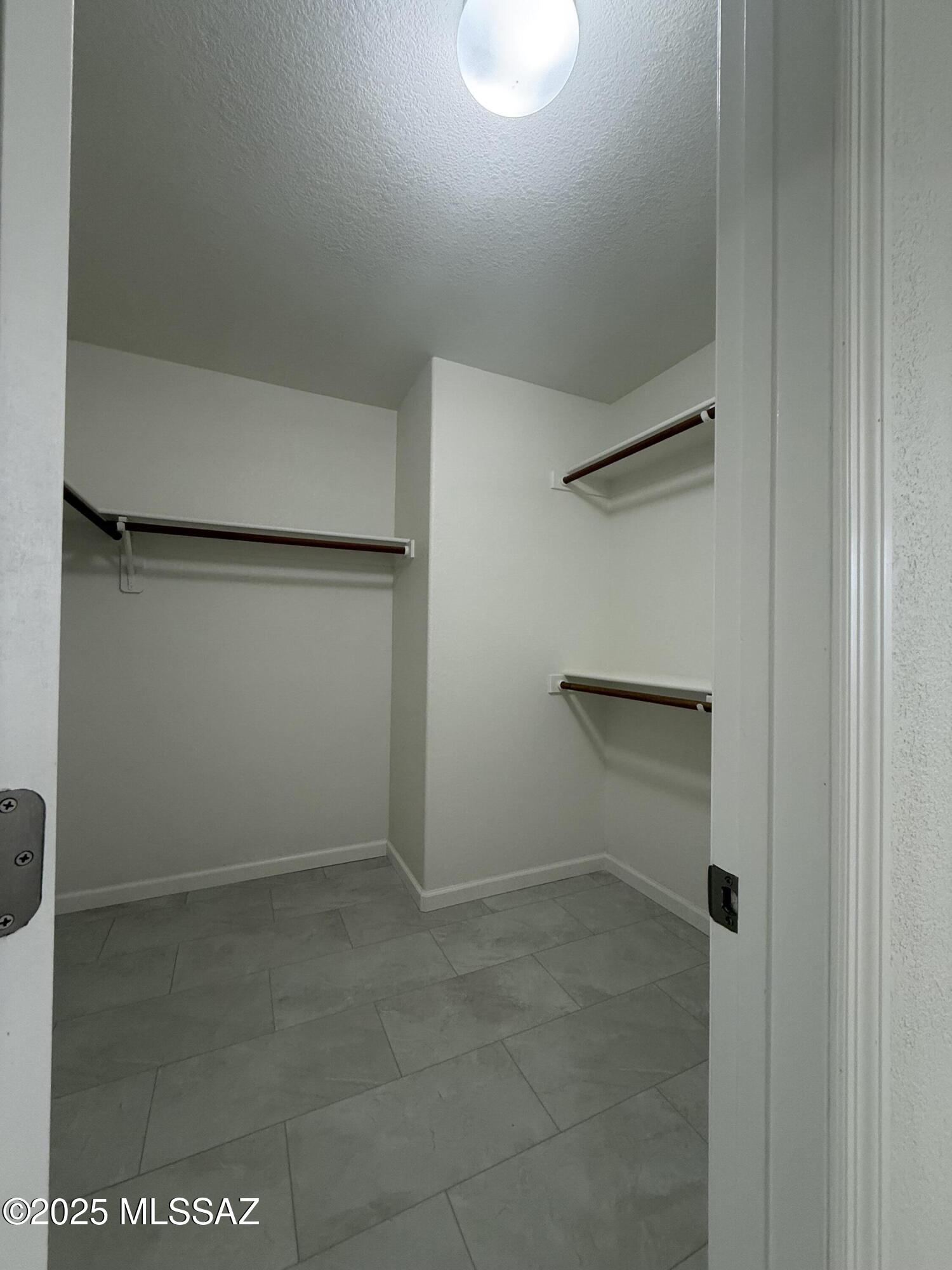 Elliott Homes At Rita Ranch (1-521) - Residential