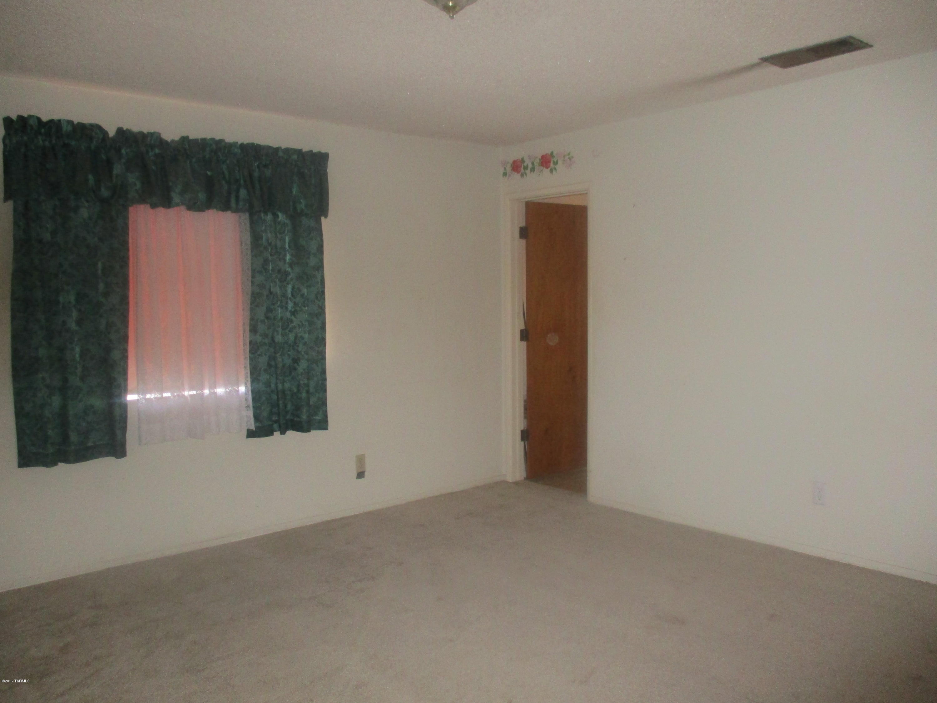 Twin Lakes (1-148) - Residential