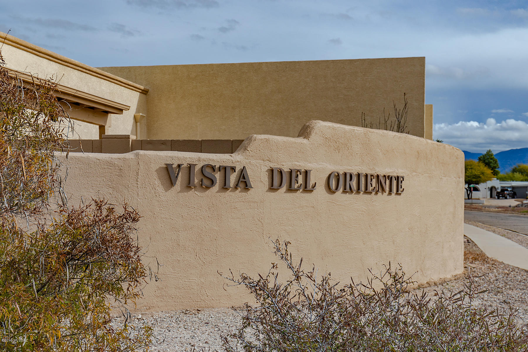 Vista Del Oriente (1-40) - Residential