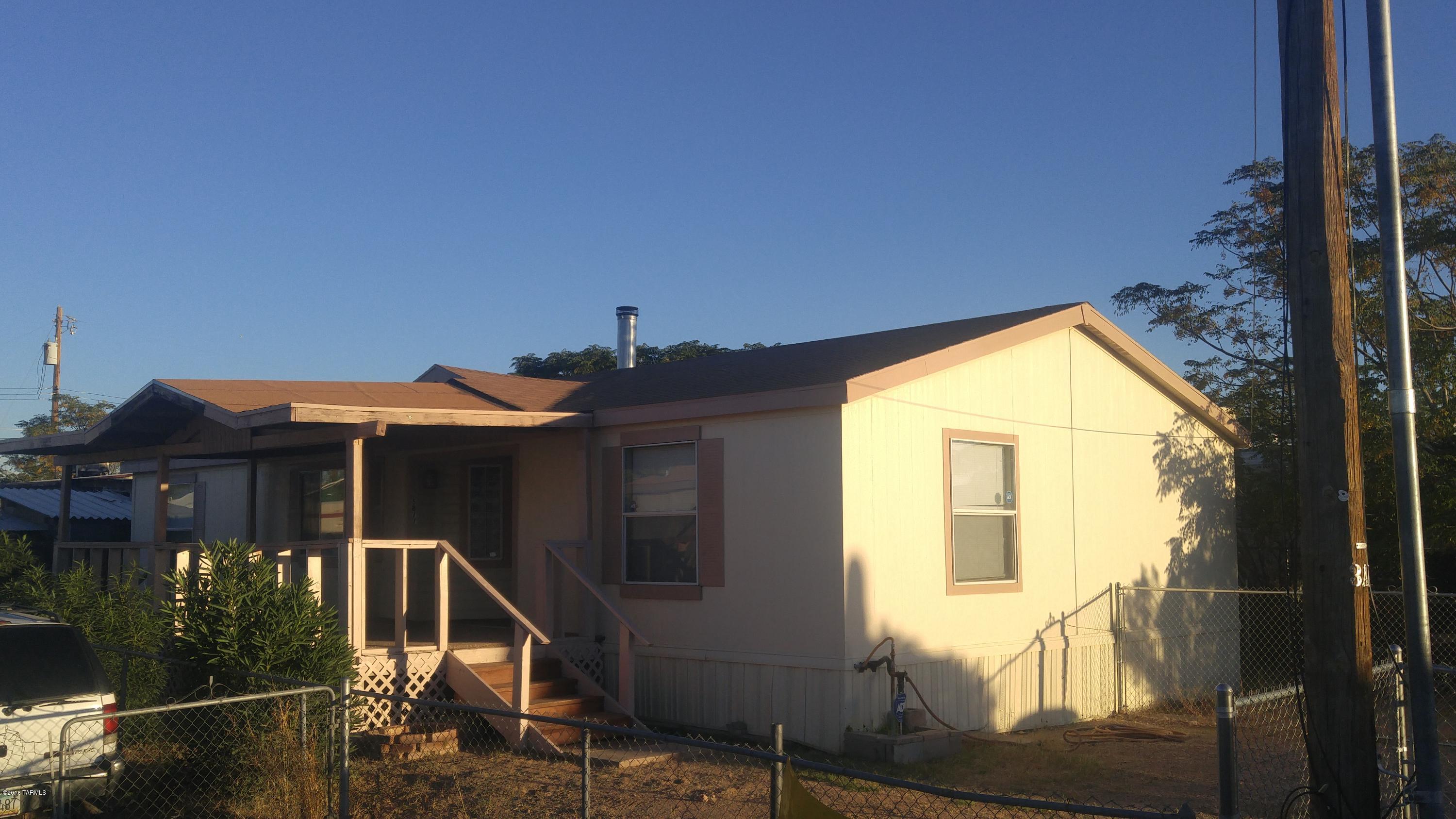 Los Ranchitos Number 8 - Residential