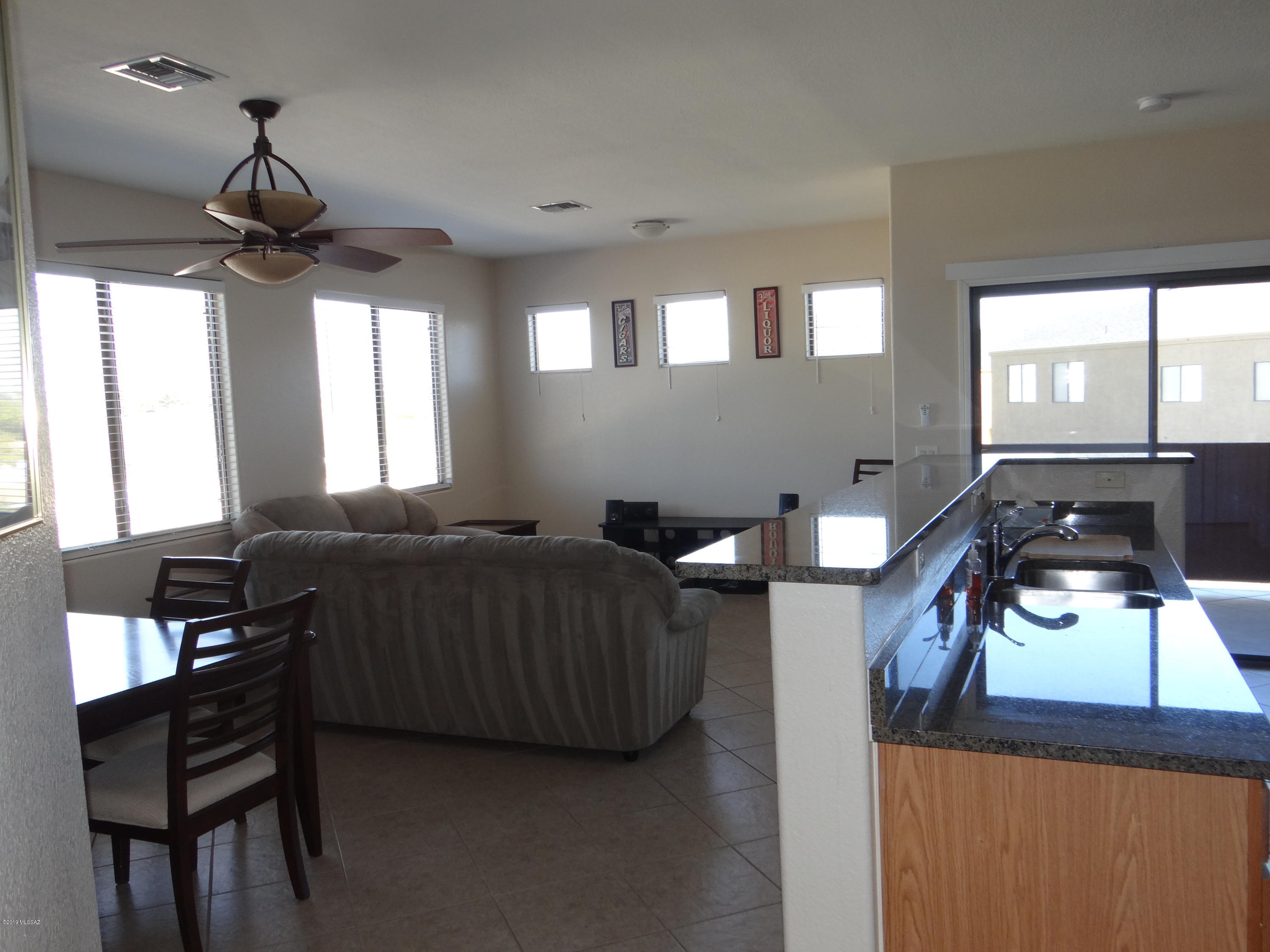 Mountain View Condos. (1-76) - Residential Lease