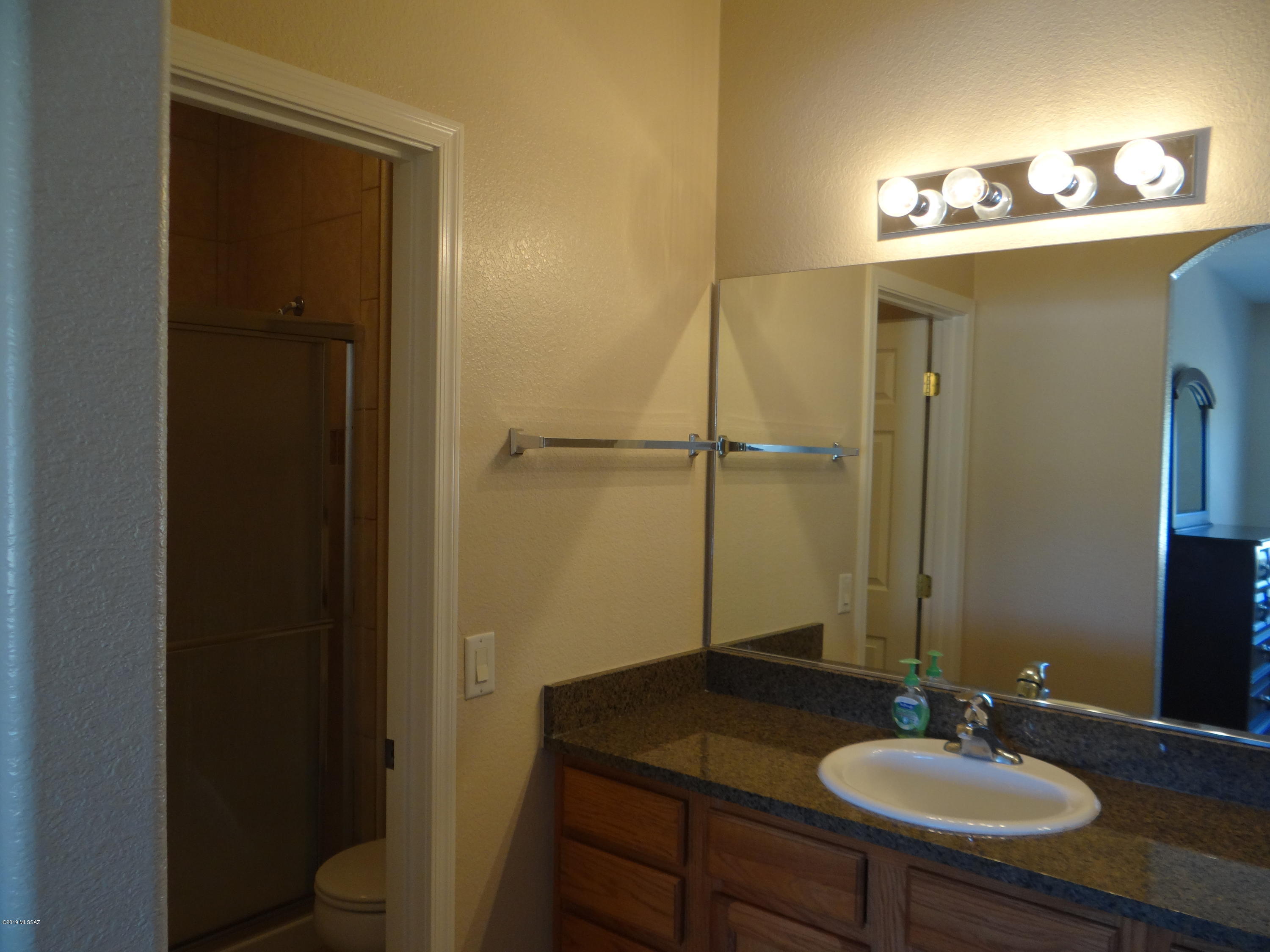Mountain View Condos. (1-76) - Residential Lease
