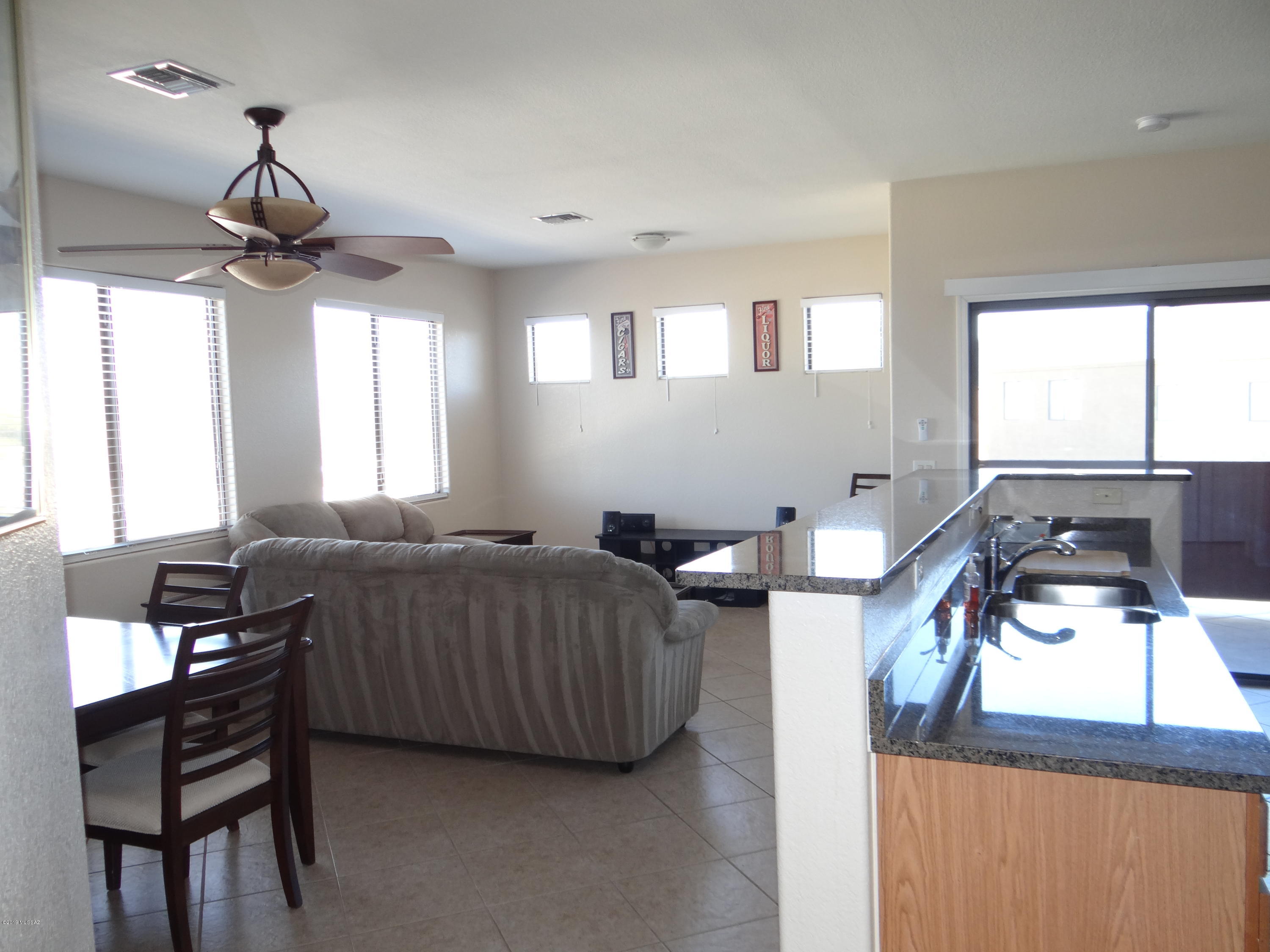 Mountain View Condos. (1-76) - Residential Lease