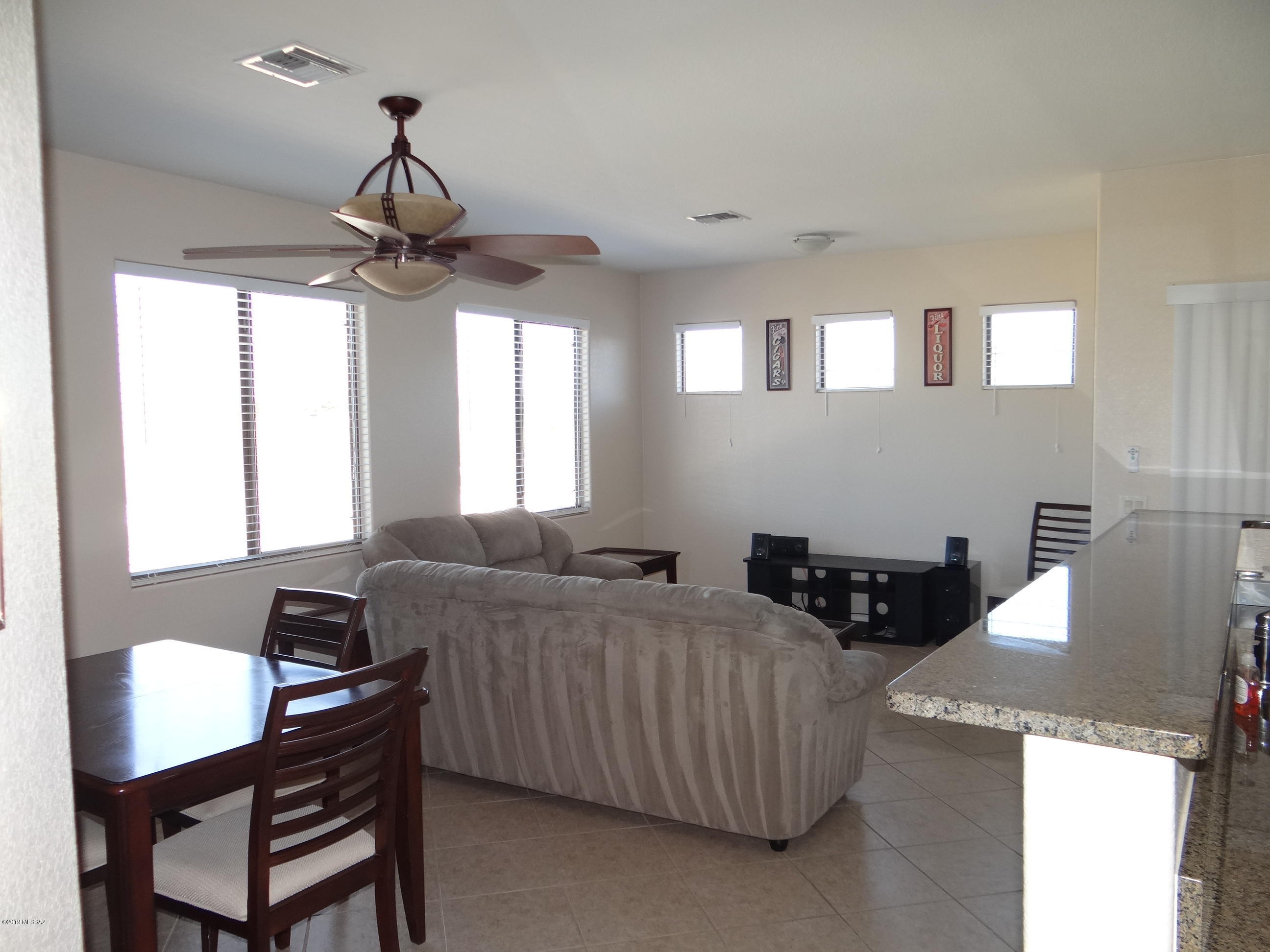 Mountain View Condos. (1-76) - Residential Lease