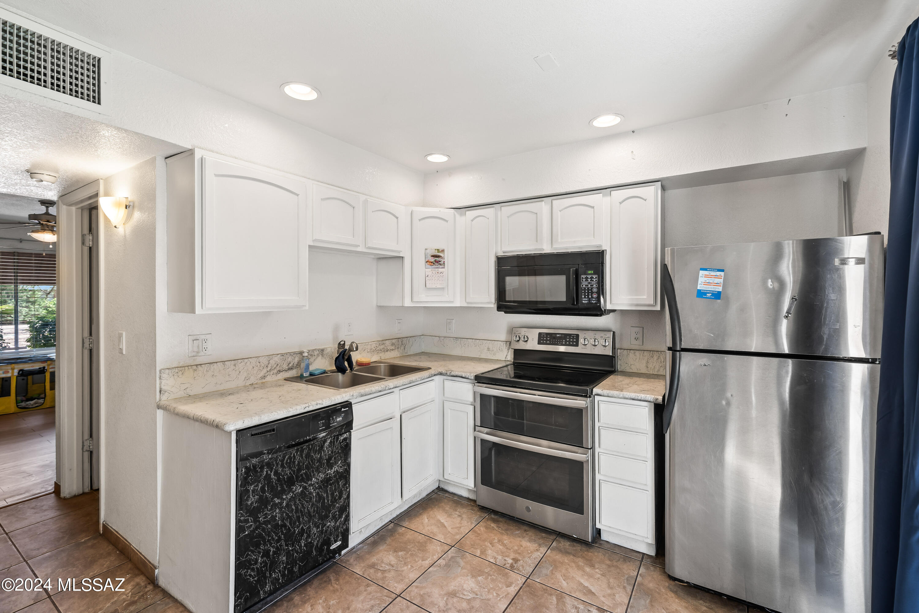 Willow Gardens Condos (1-76) - Residential
