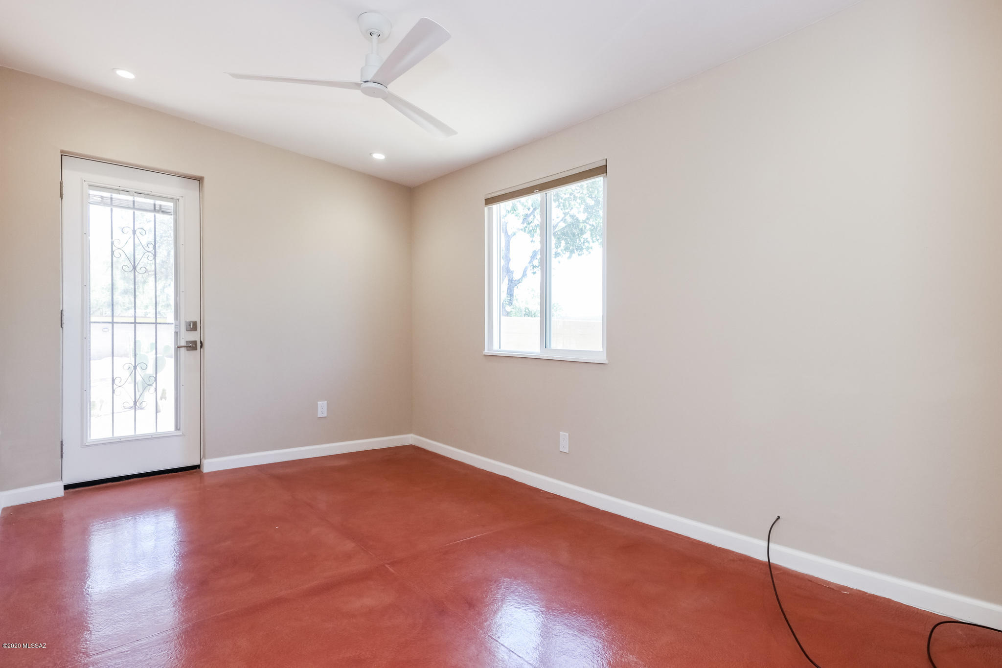 Sabino Vista NO. 4 (1-31) - Residential Lease