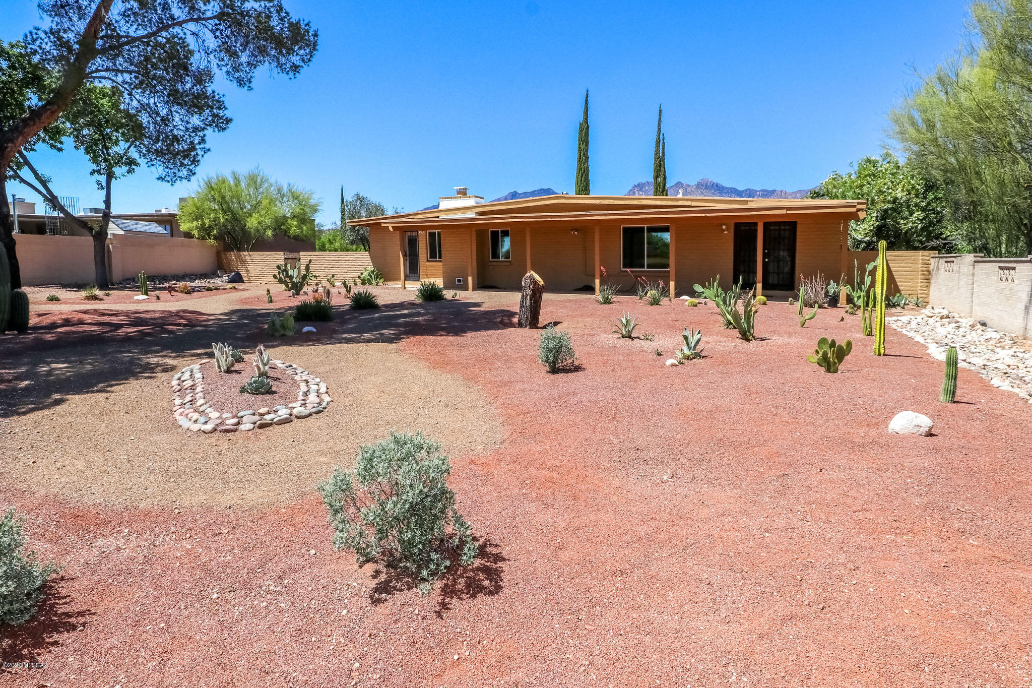 Sabino Vista NO. 4 (1-31) - Residential Lease