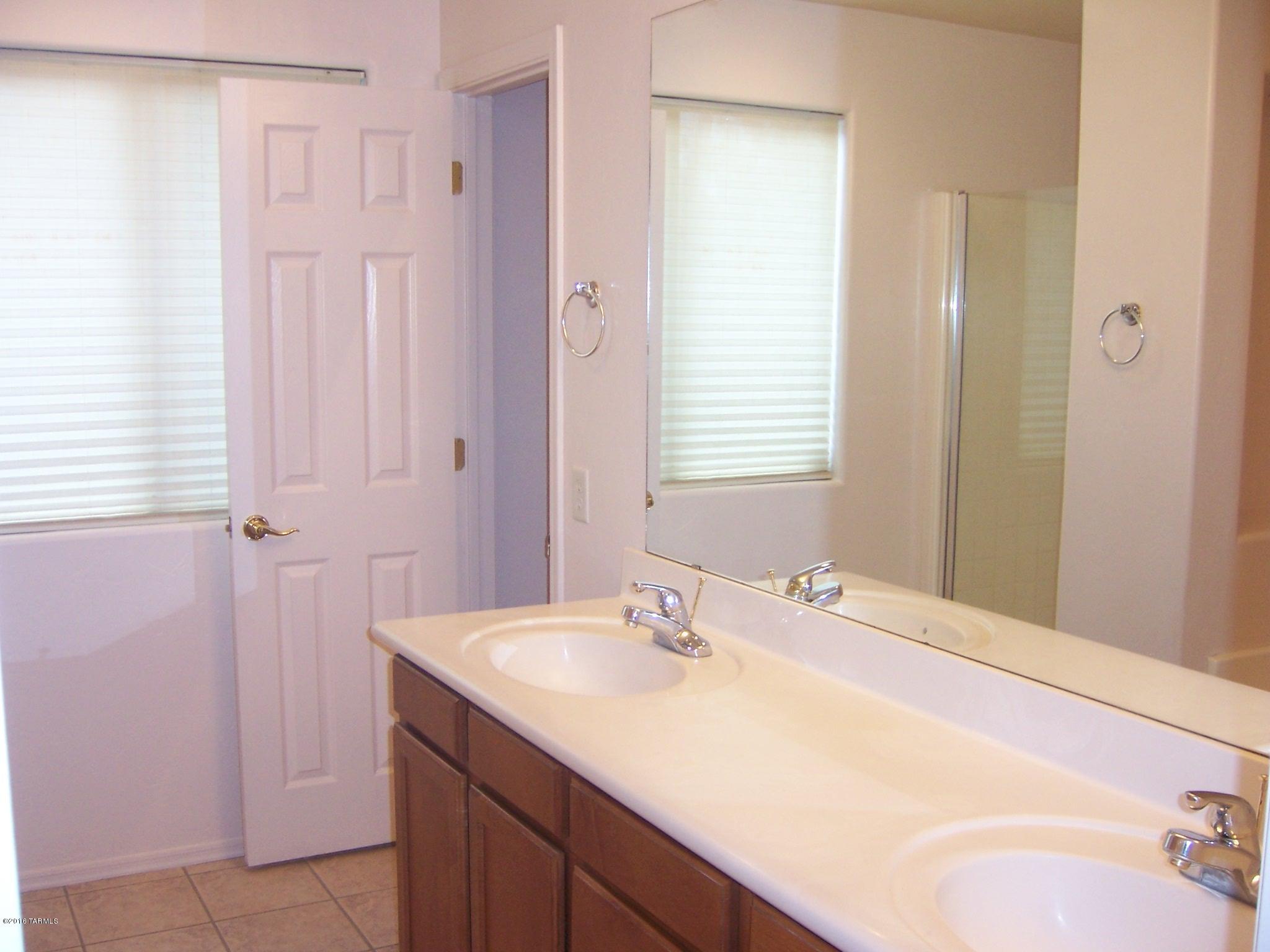 Sarnoff Ridge - Residential Lease