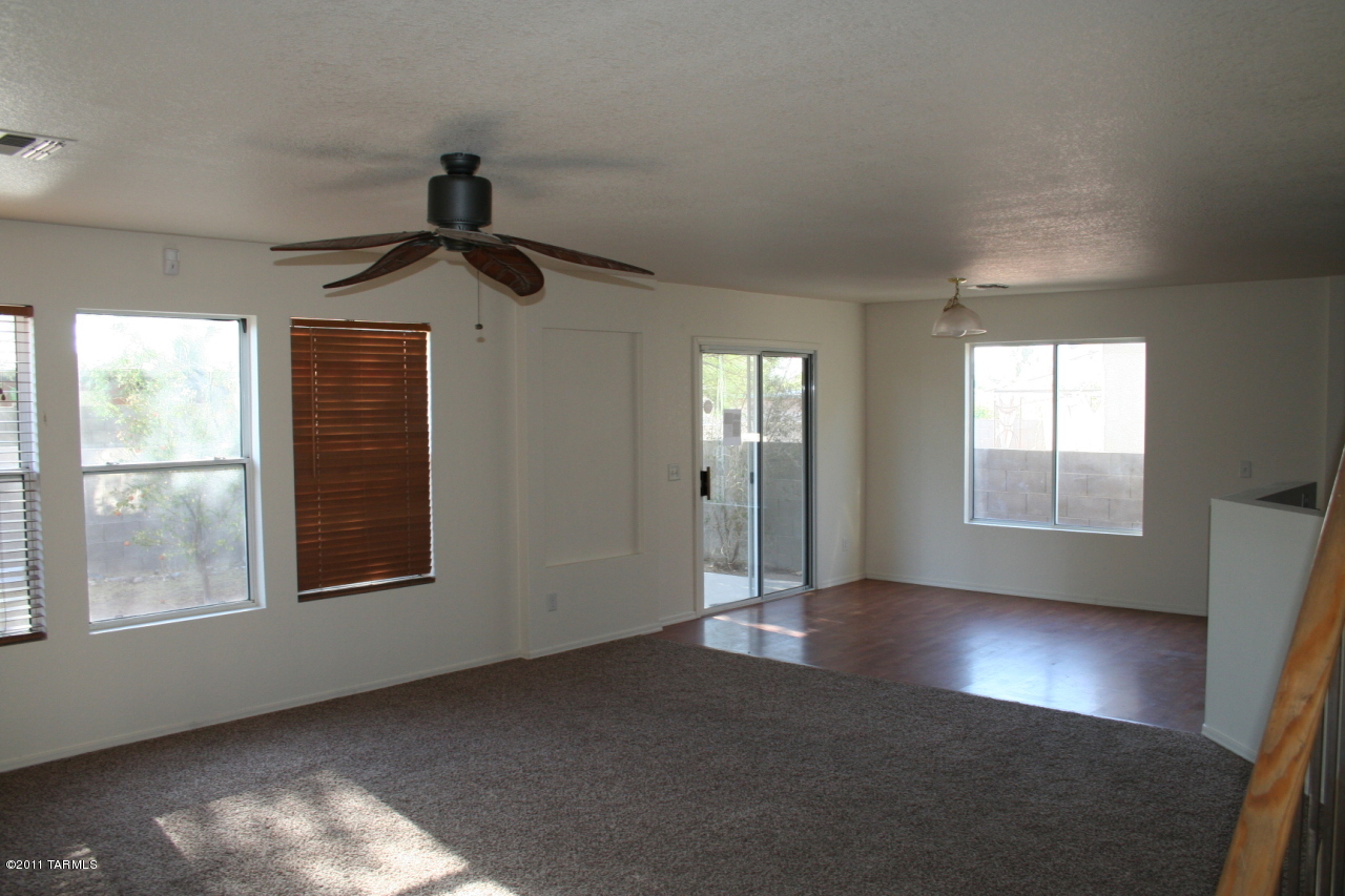 Pantano Ridge (1-123) - Residential Lease