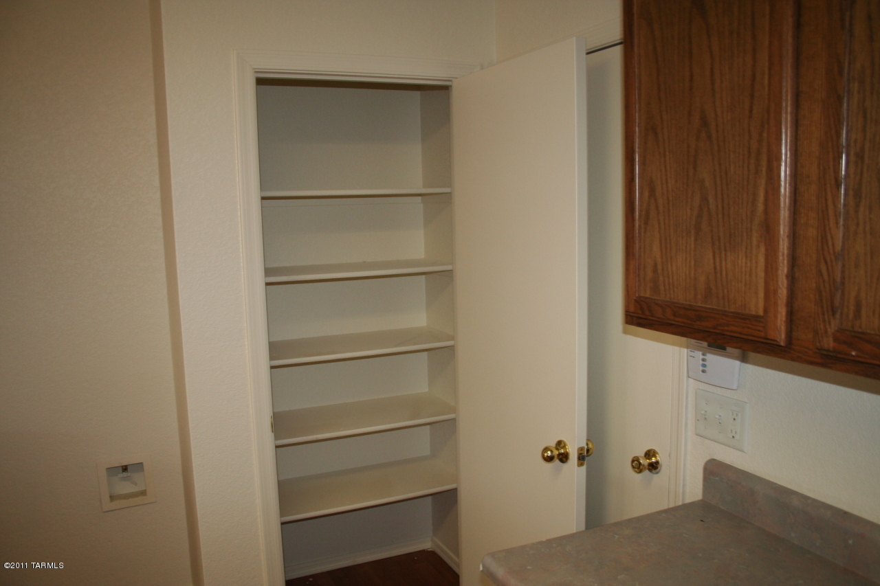 Pantano Ridge (1-123) - Residential Lease