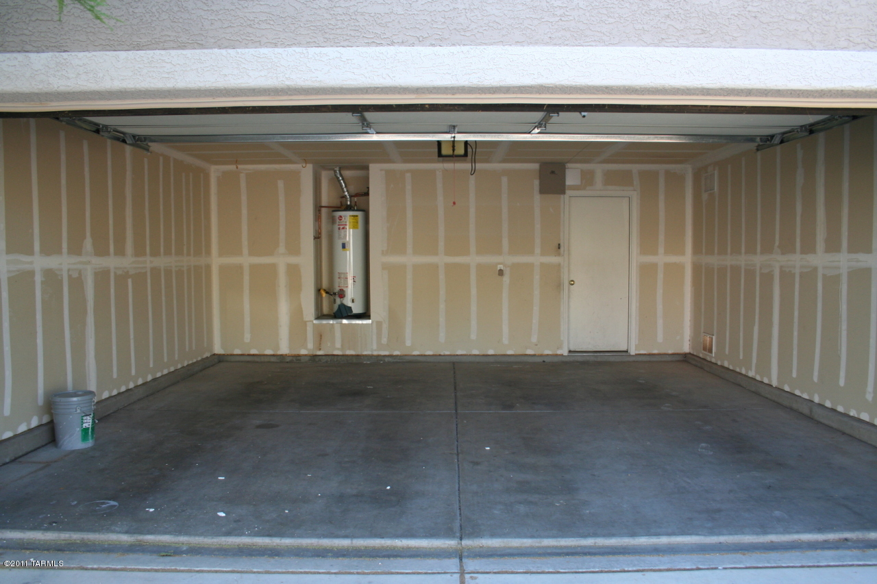 Pantano Ridge (1-123) - Residential Lease