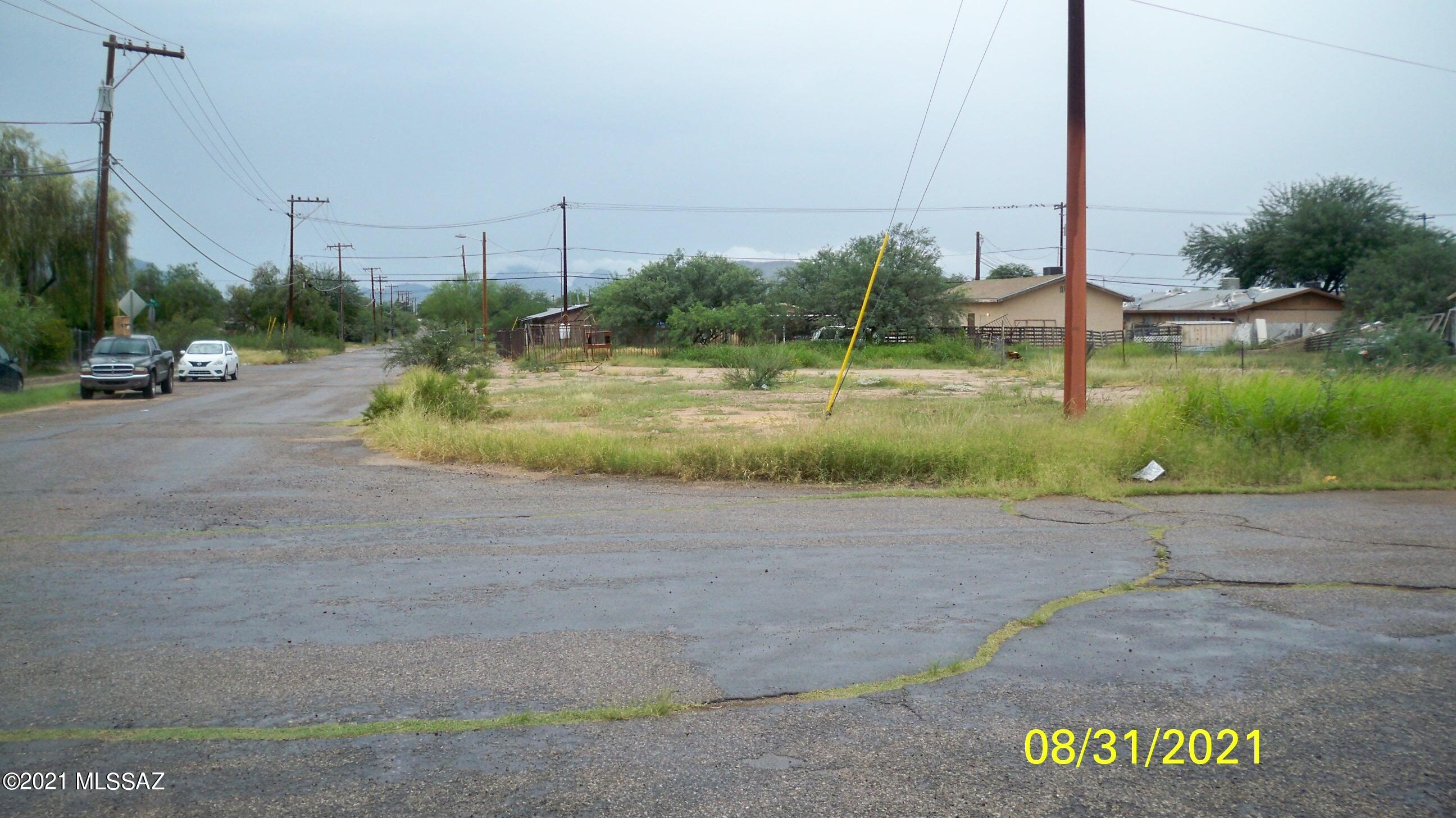 NOTE:  PROPERTY IS UNDER CONTRACT.  Nice corner R2 lot!   Ready for a duplex or or two single family homes with Land Use Code 181.    Nice quiet end of street location.  Great spot and opportunity to build or develop small new construction or rental properties!