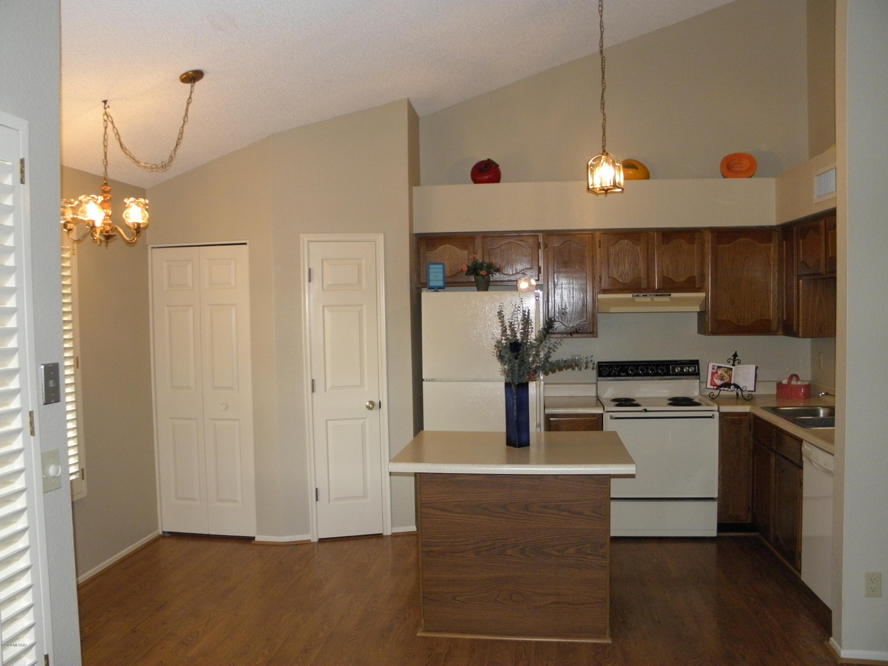 Miramonte Townhomes (1-67) - Residential