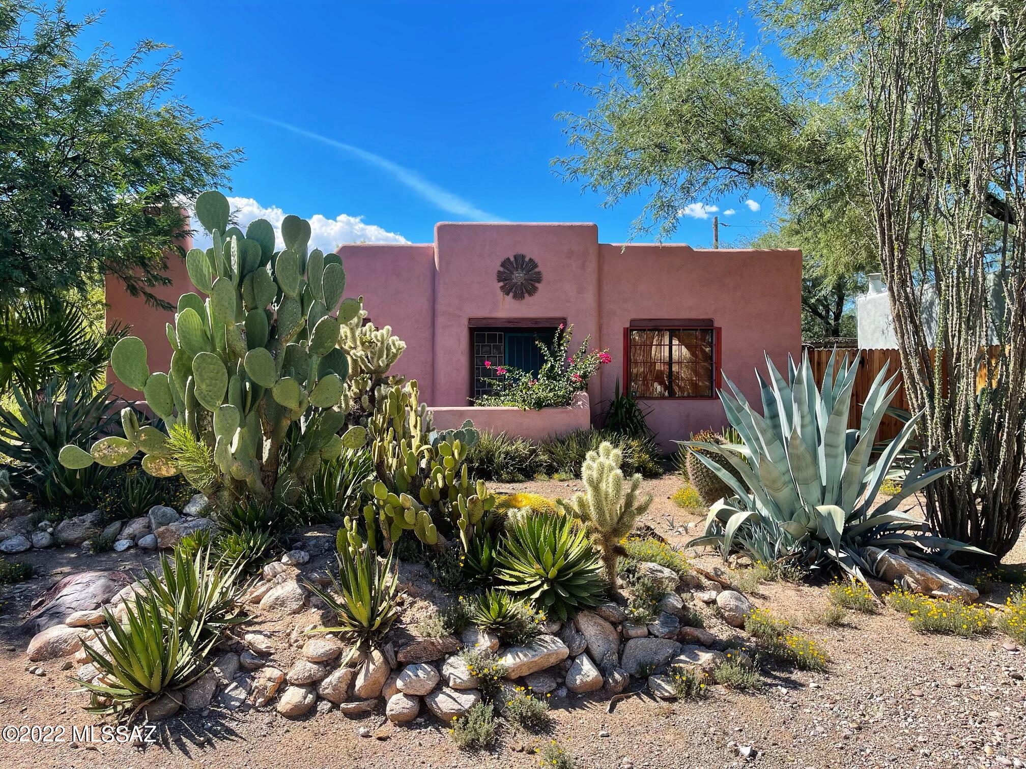 Pueblo De Las Catalinas (1-44) - Residential