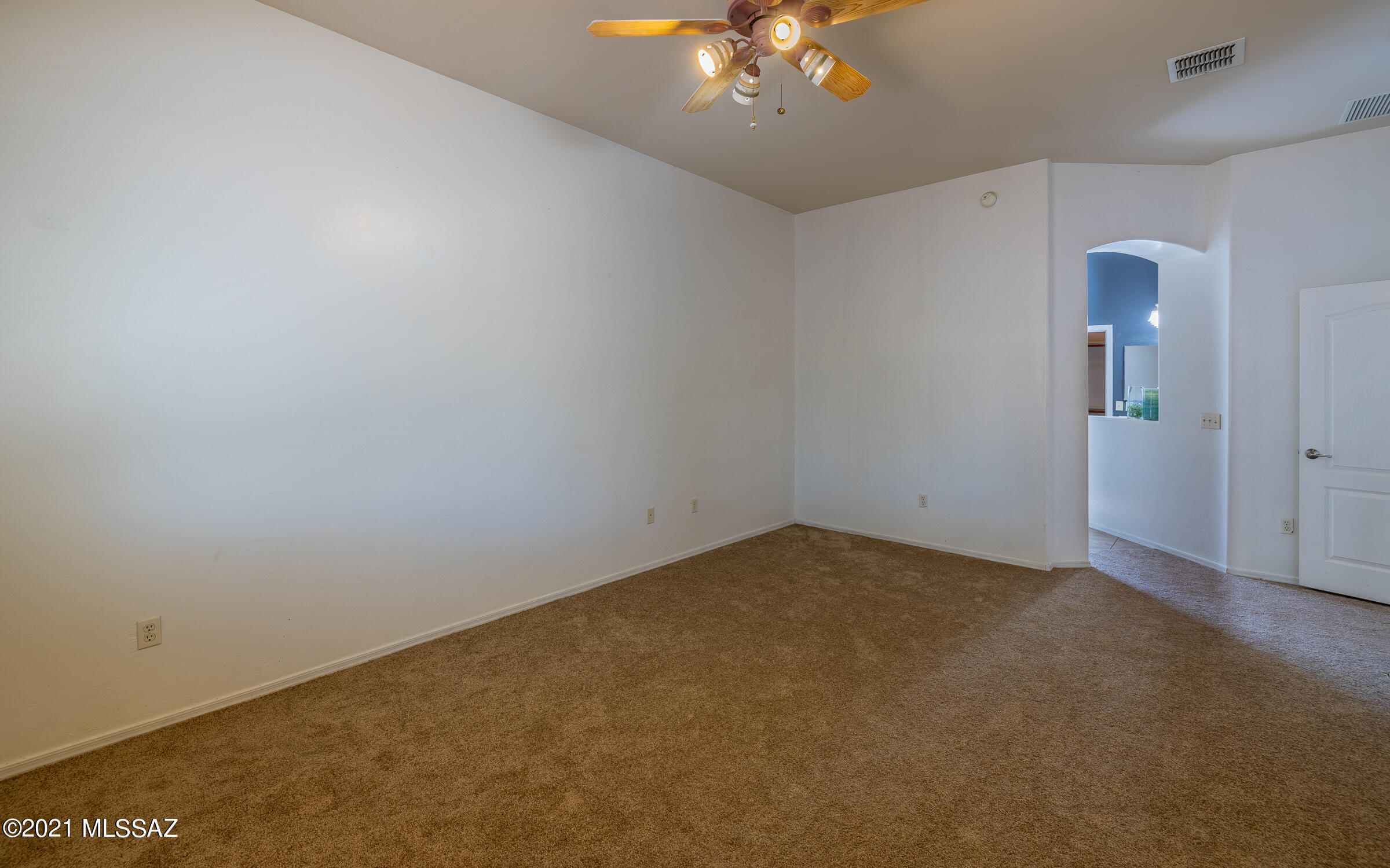 HIGH PLAINS RANCH - Residential