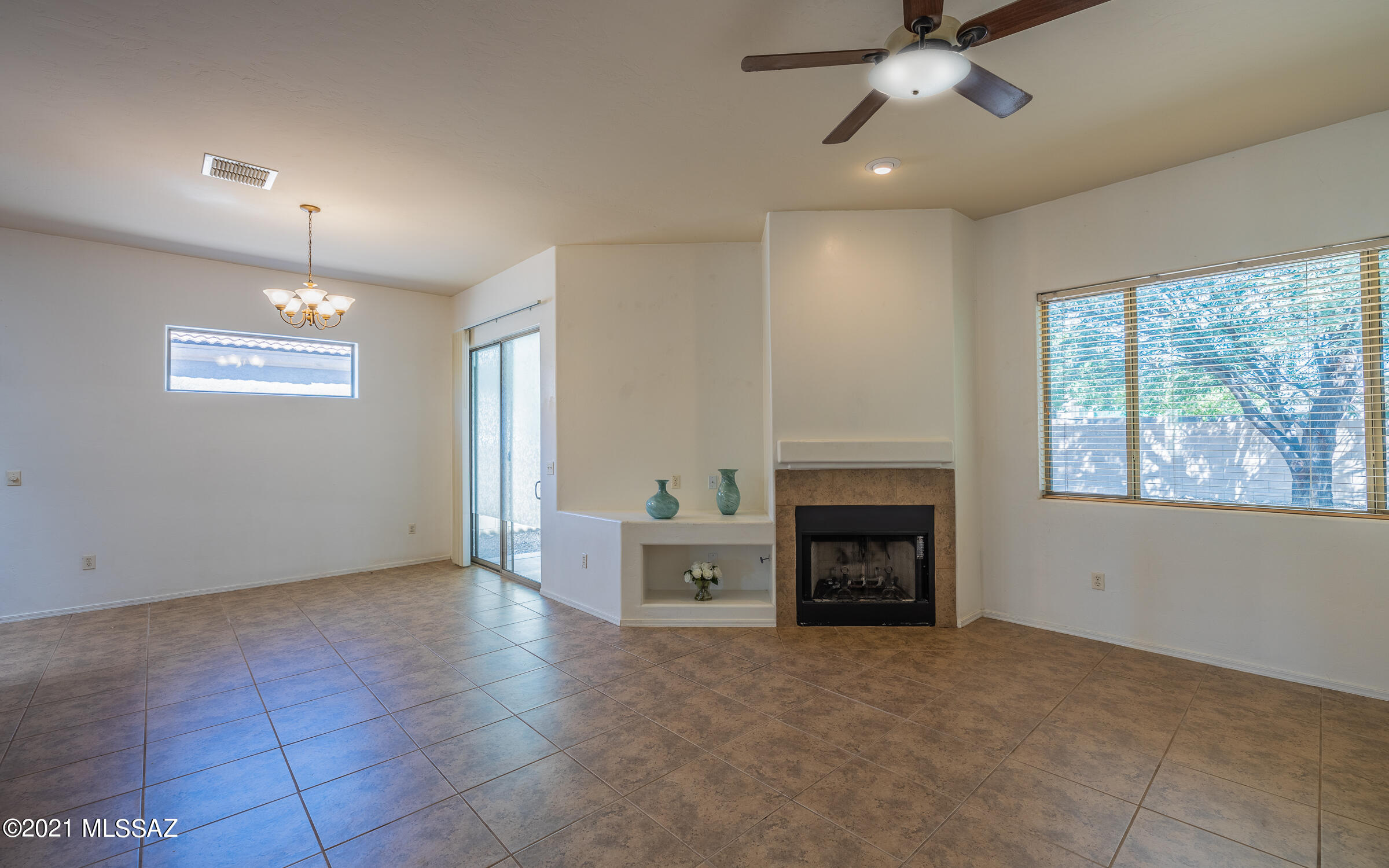 HIGH PLAINS RANCH - Residential