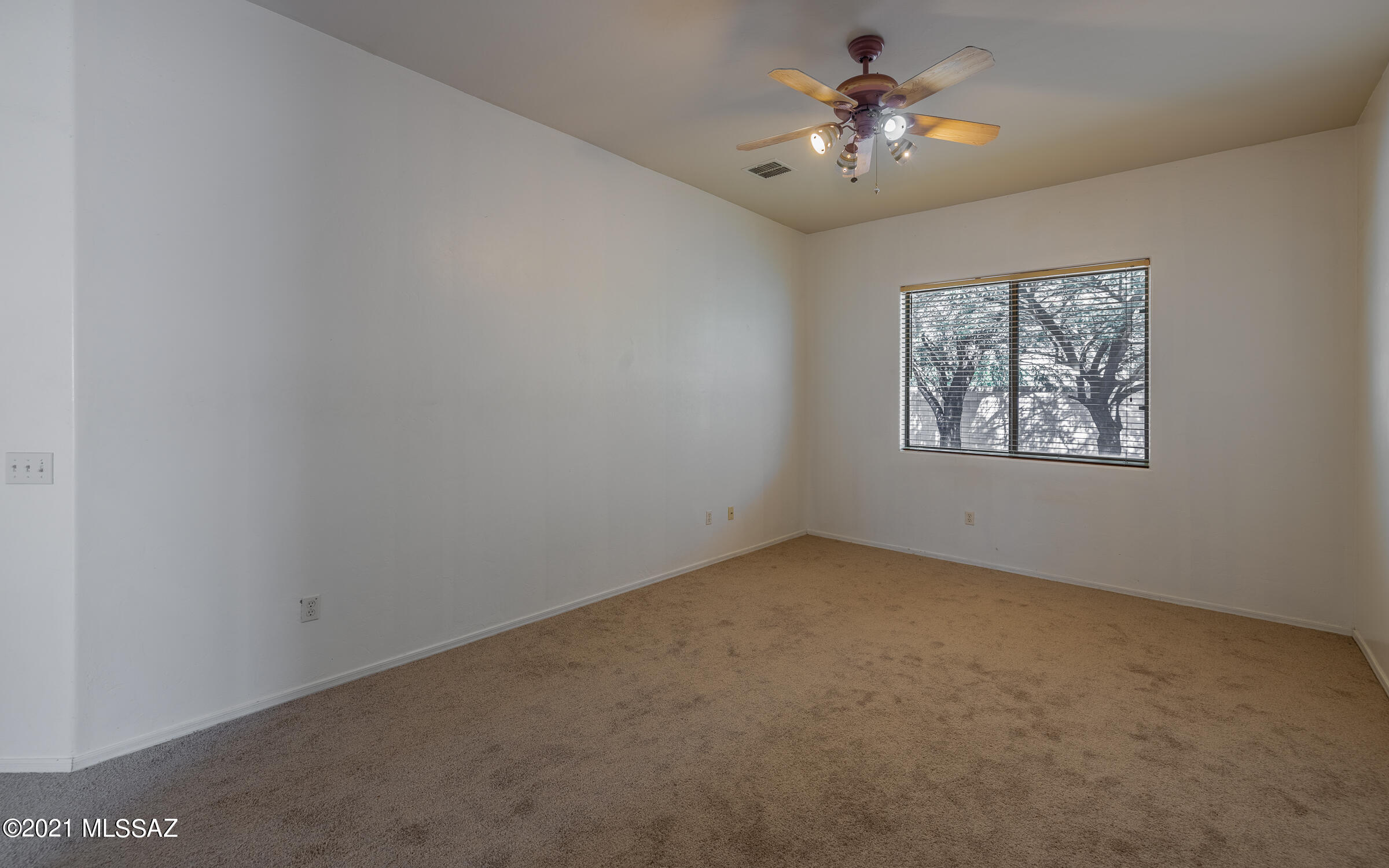 HIGH PLAINS RANCH - Residential