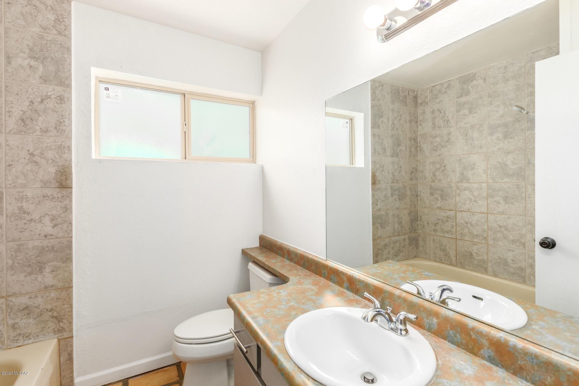 Fort Mesquite Condos (1-16) - Residential