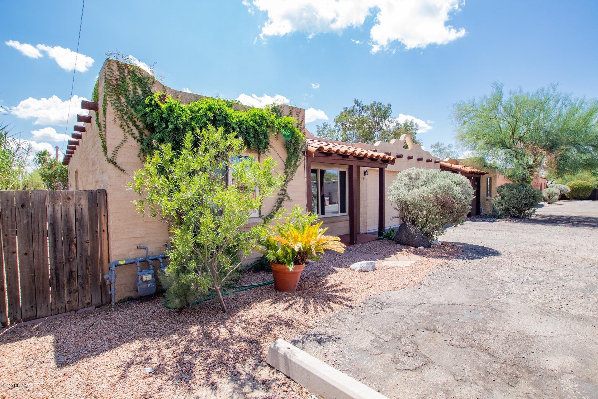 Fort Mesquite Condos (1-16) - Residential
