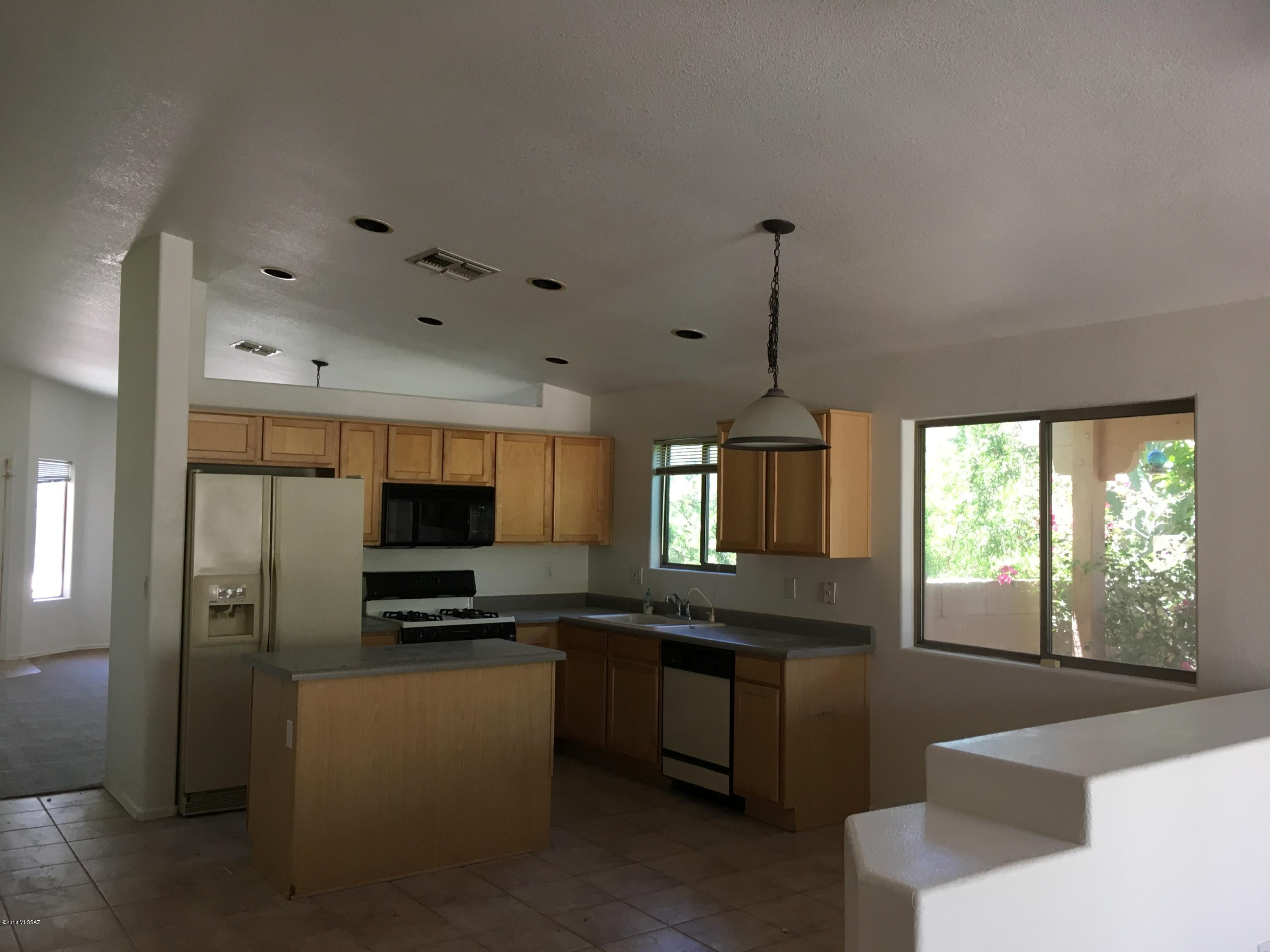 Continental Ranch (1-148) - Residential Lease