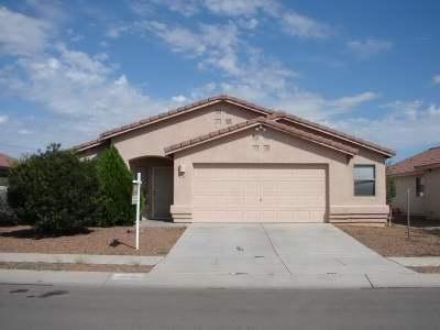 LOVELY & SPACIOUS 3 bedroom/2 bath home. Lots of niches, island and built-ins in kitchen. Separate living room and family room,  2 car garage. Community pool and facilities.  Close to schools parks, shopping and more.  Easy I-10 access.
