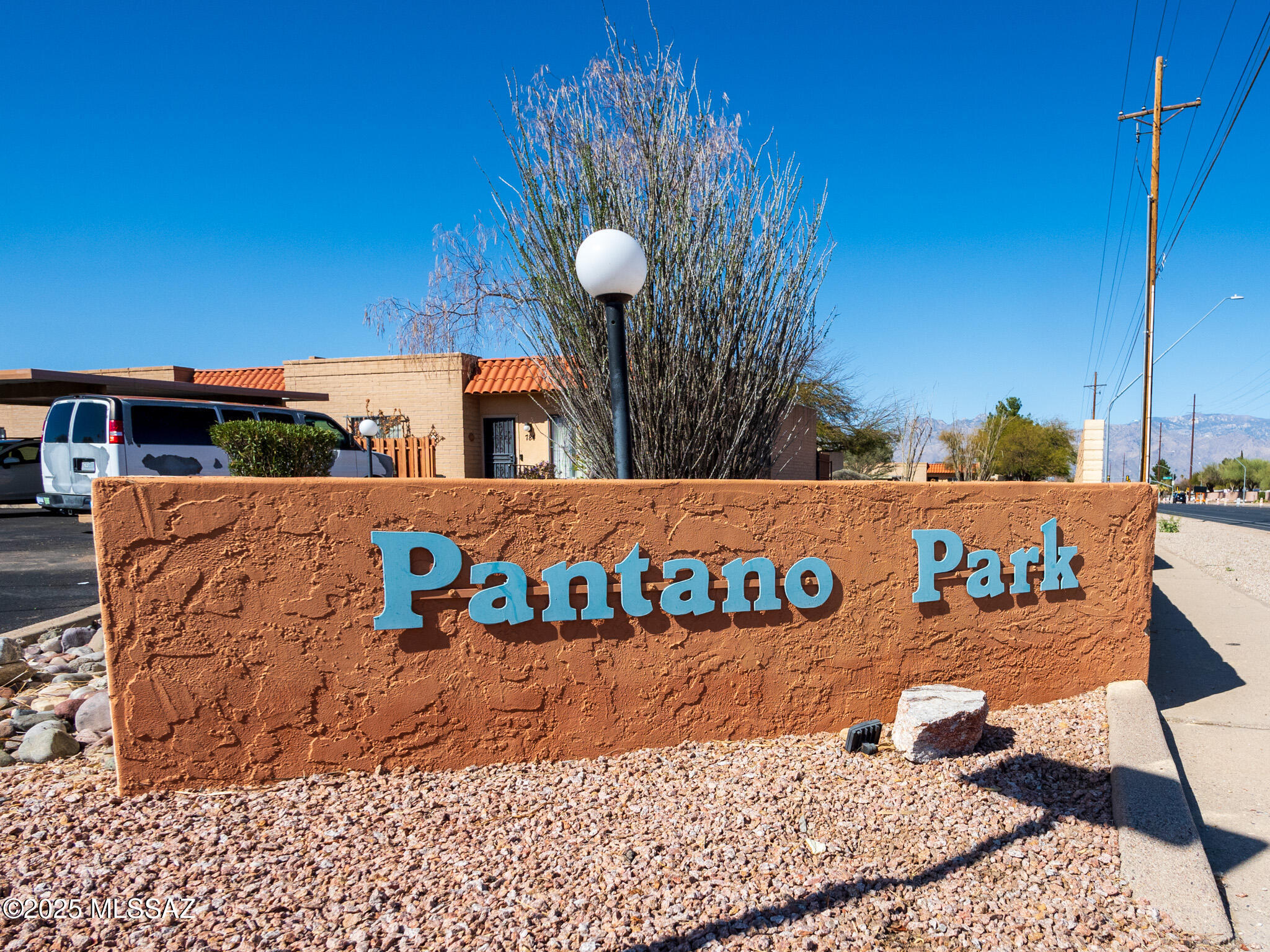 Pantano Park Townhouses - Residential Lease