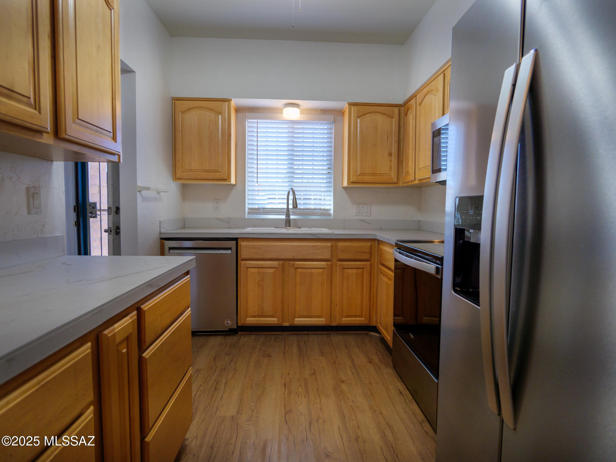Pantano Park Townhouses - Residential Lease