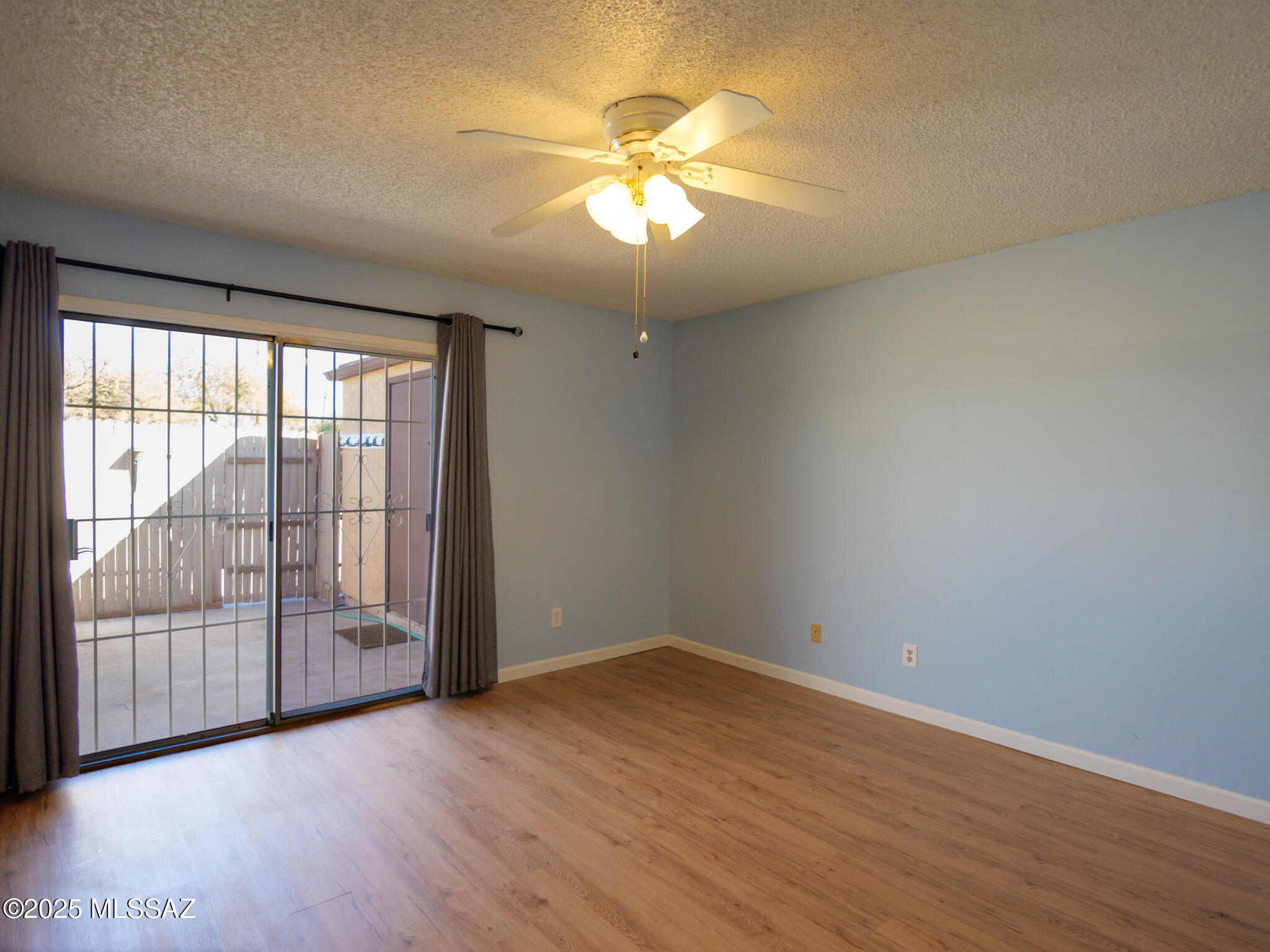 Pantano Park Townhouses - Residential Lease