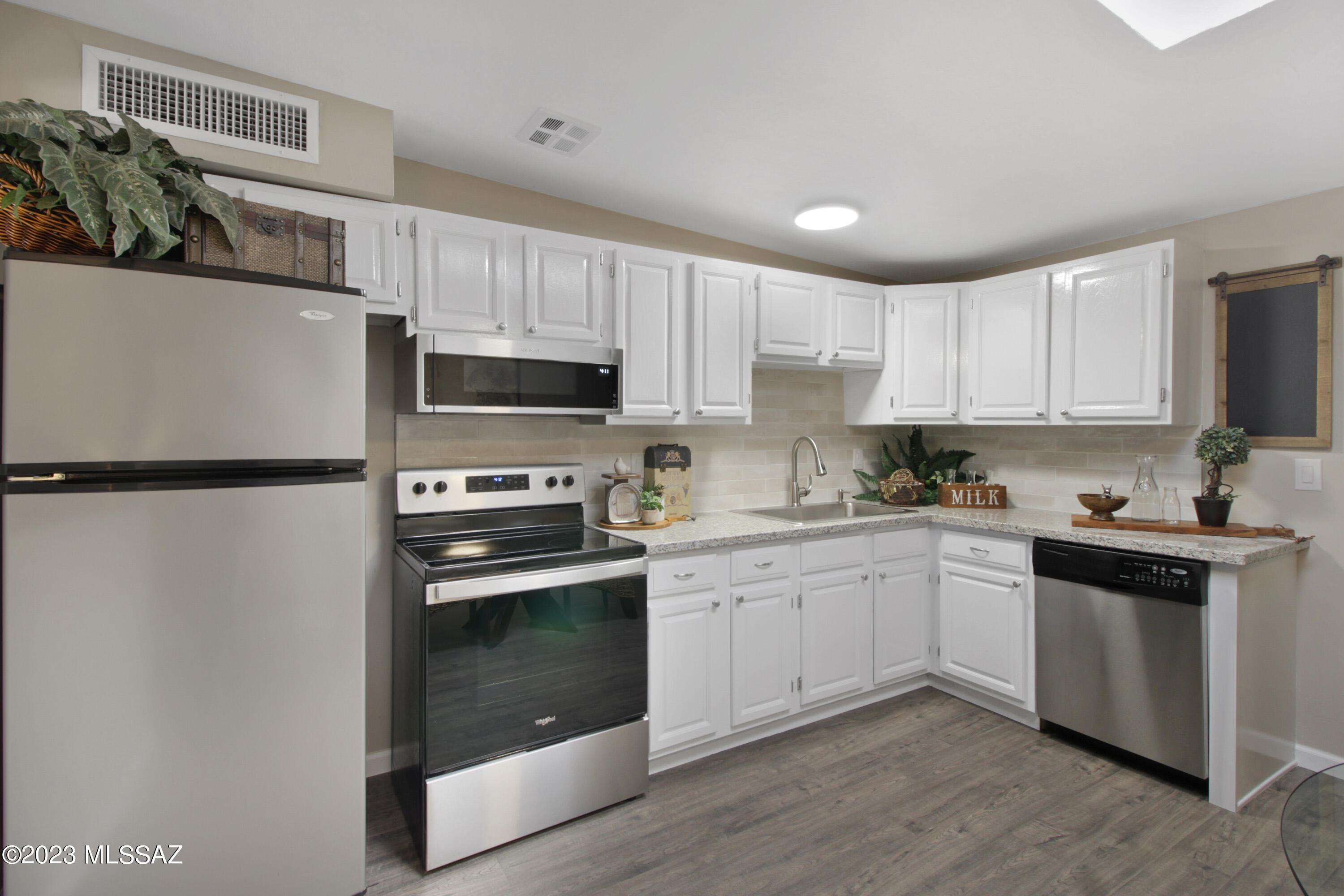 Palm Grove Clusters (1-7) - Residential