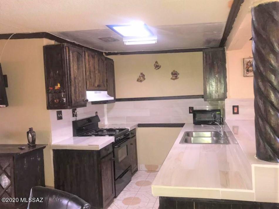 Pueblo Gardens - Residential