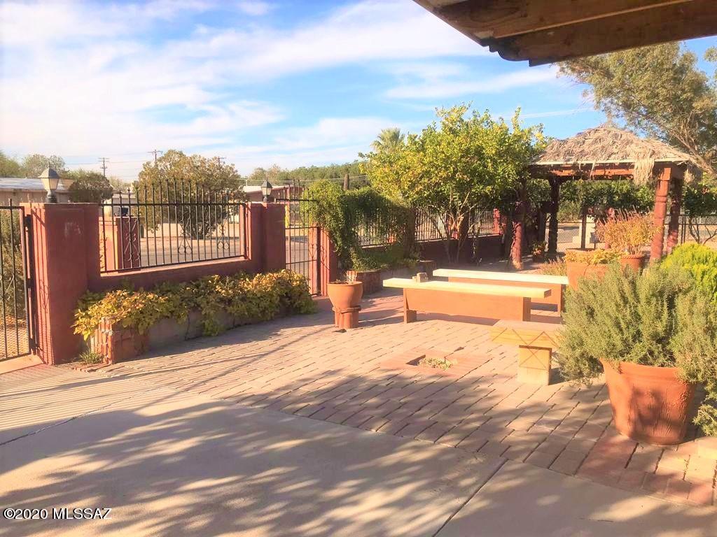Pueblo Gardens - Residential