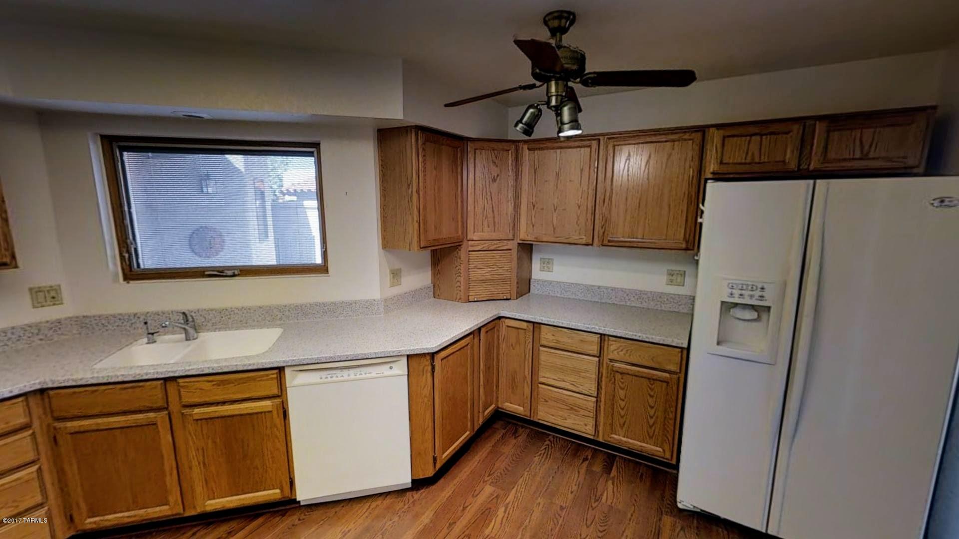 Valle Del Oro Townhomes (1-90) - Residential
