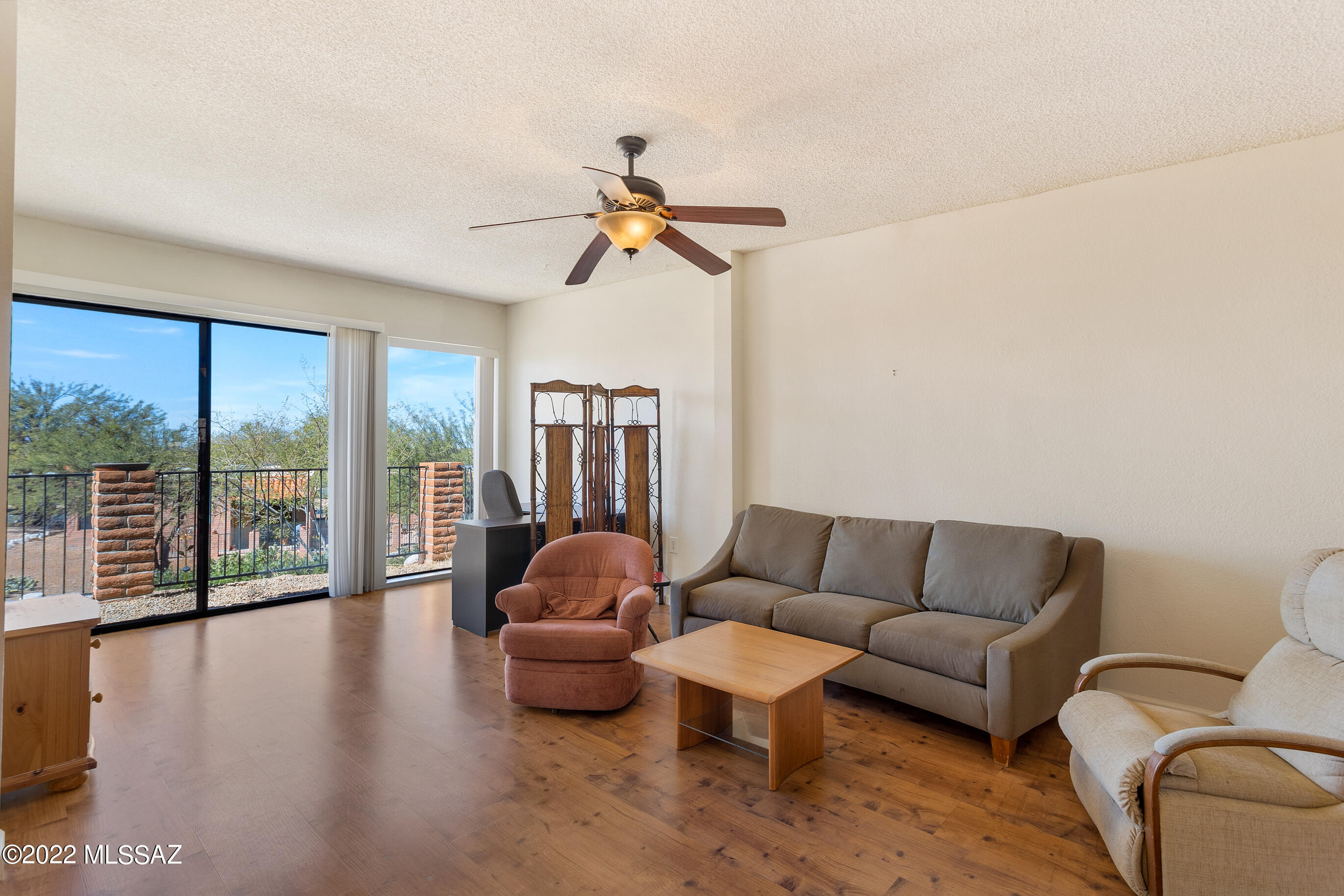 La Cholla Hills(1-313) - Residential