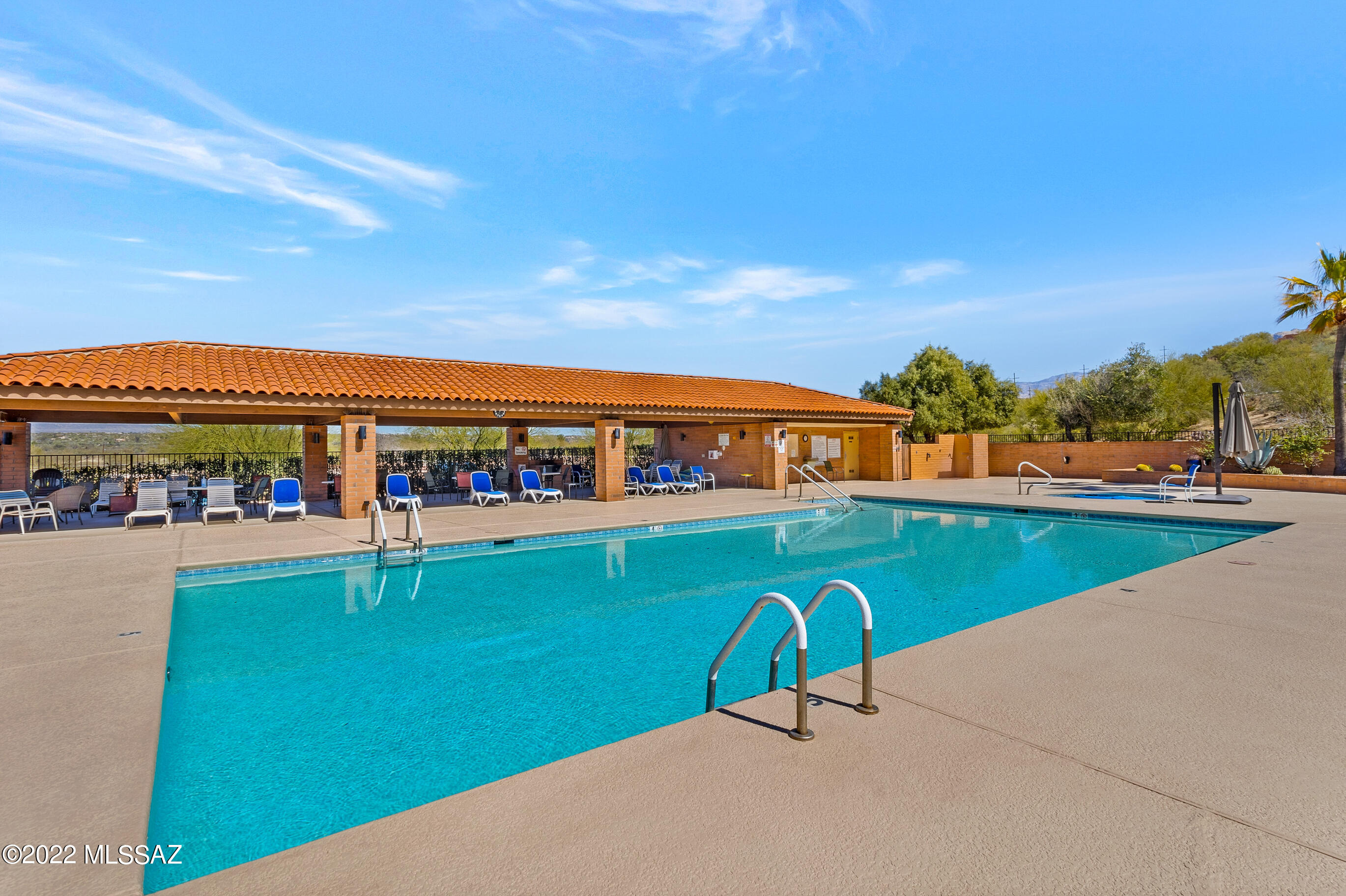 La Cholla Hills(1-313) - Residential
