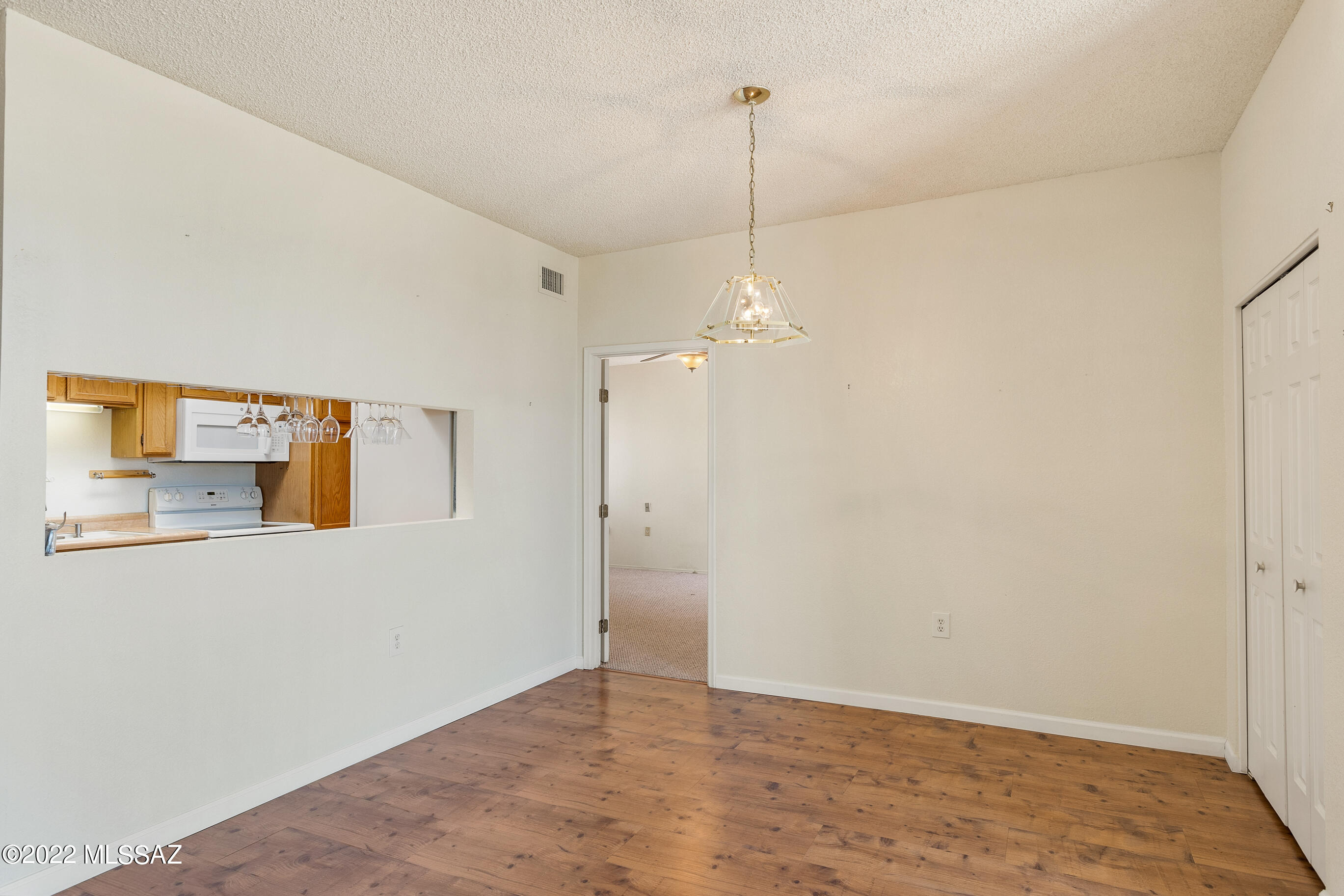 La Cholla Hills(1-313) - Residential
