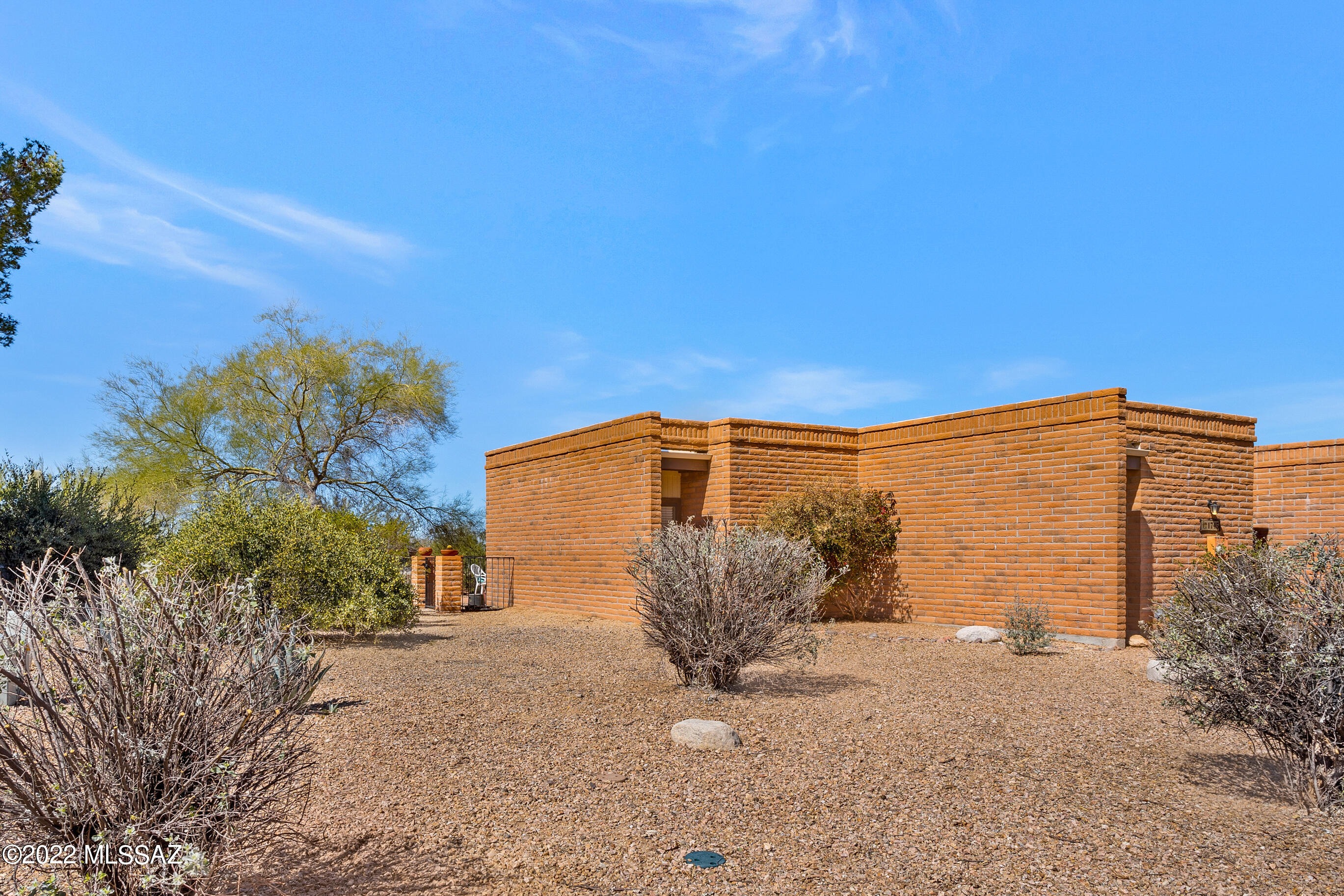 La Cholla Hills(1-313) - Residential